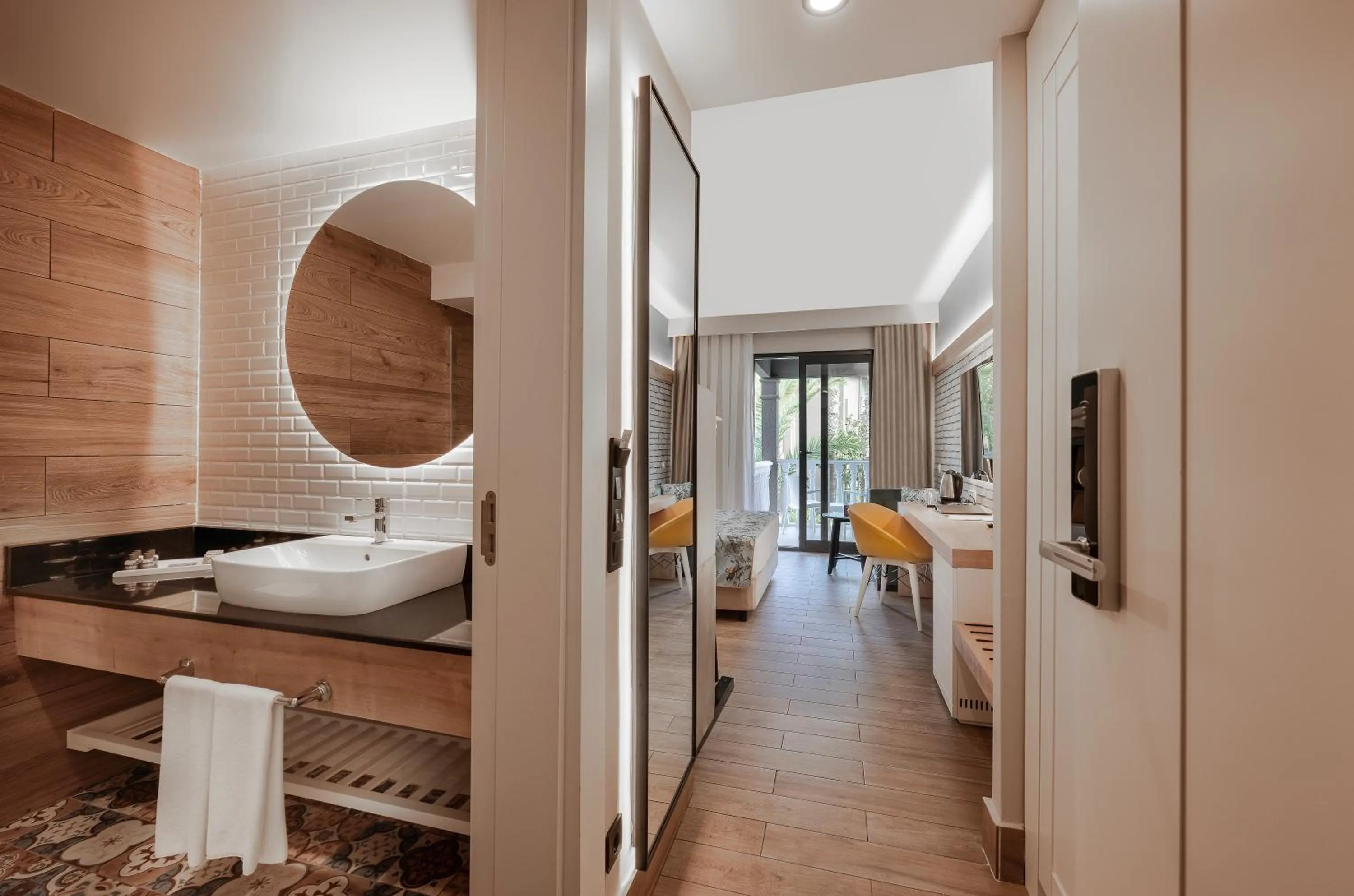 Bathroom in Sailor's Beach Club