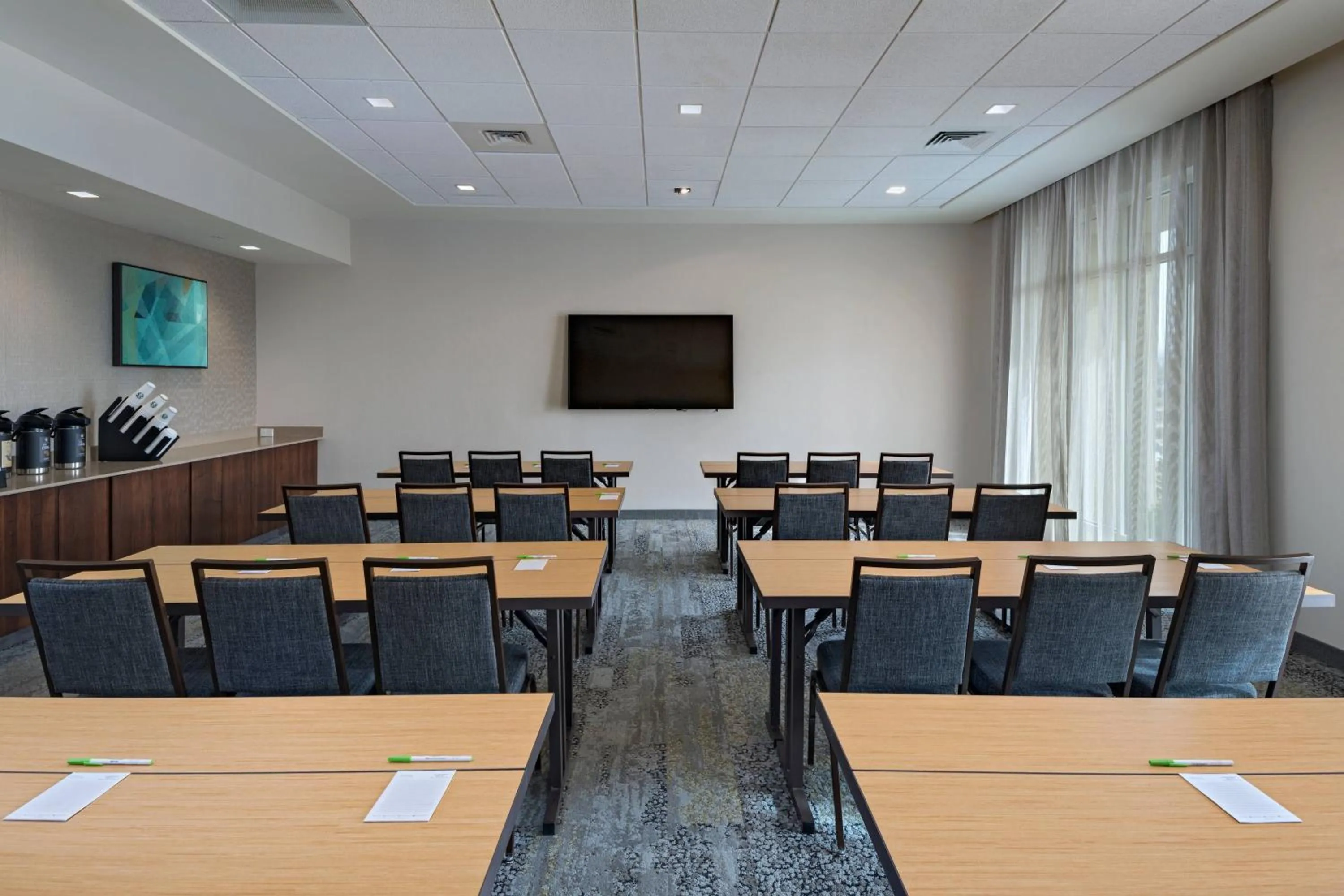 Meeting/conference room in Courtyard by Marriott Jackson Madison