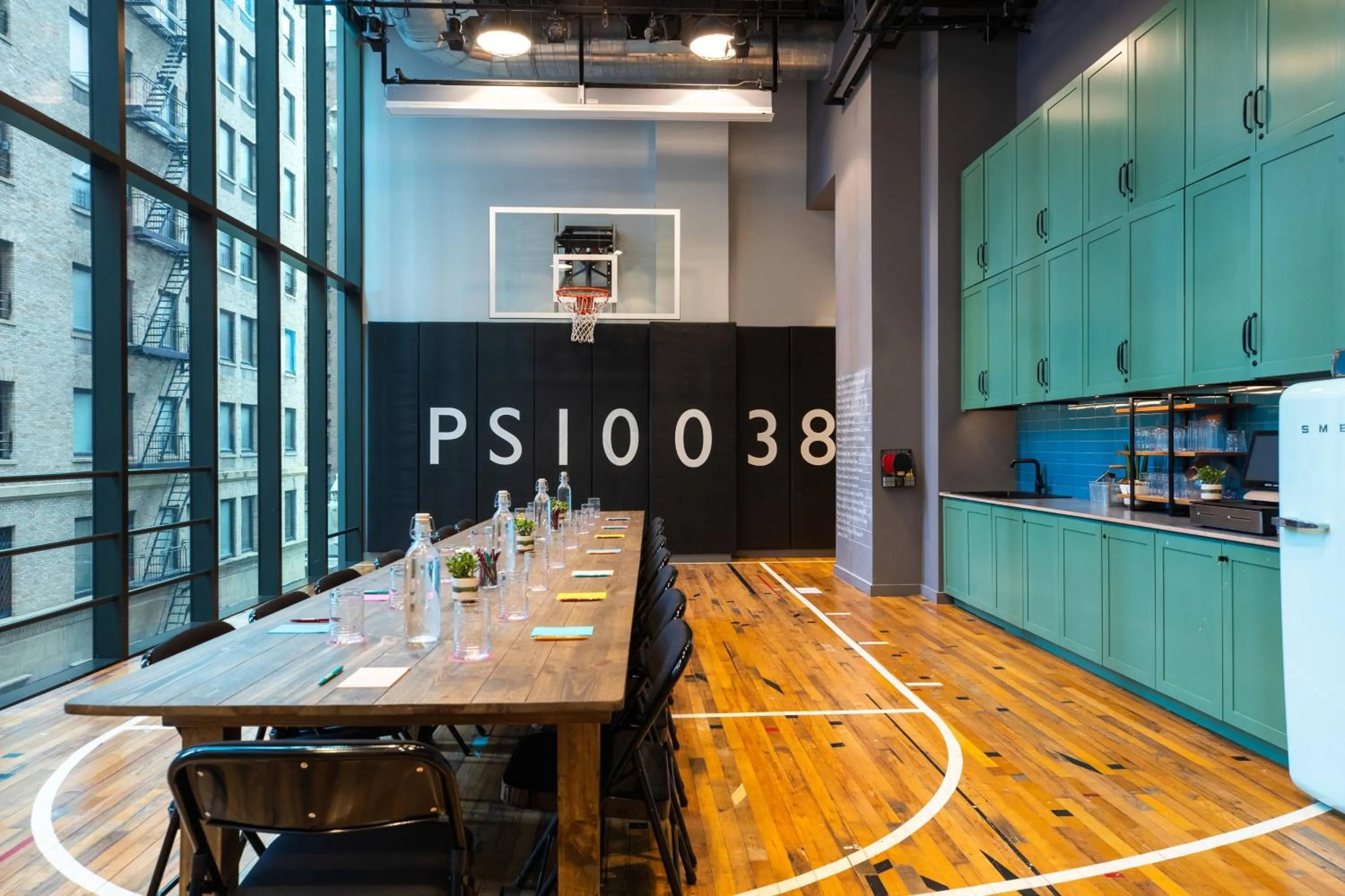 Meeting/conference room in Moxy NYC Downtown