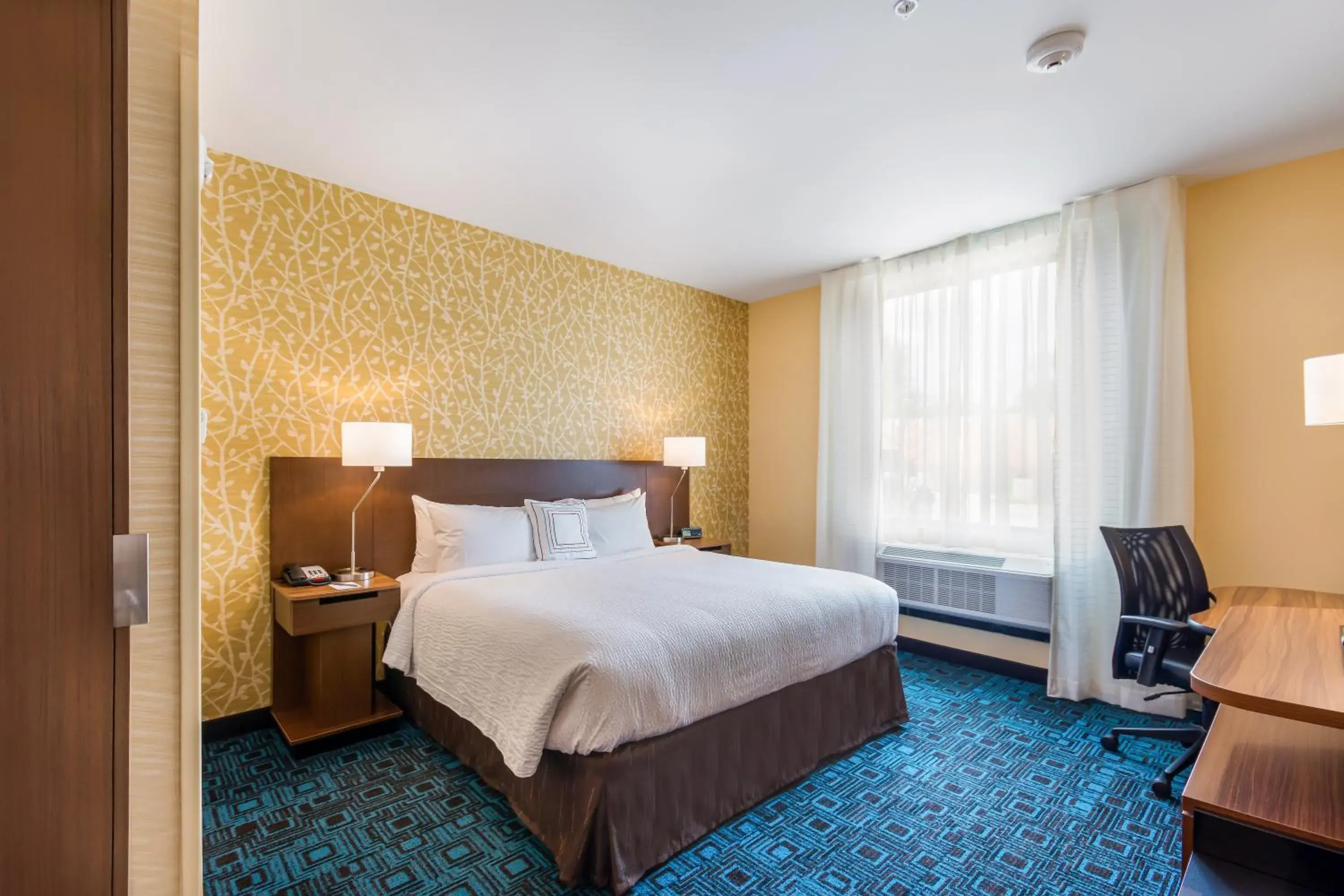 Guest Room with King Bed in Fairfield Inn & Suites by Marriott Chickasha Guest Room with King Bed in Fairfield Inn & Suites by Marriott Chickasha