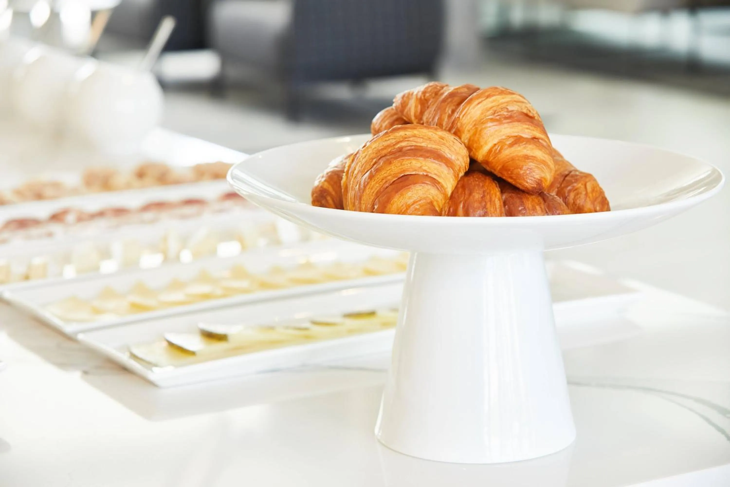 Restaurant/places to eat in AC Hotel Phoenix Biltmore