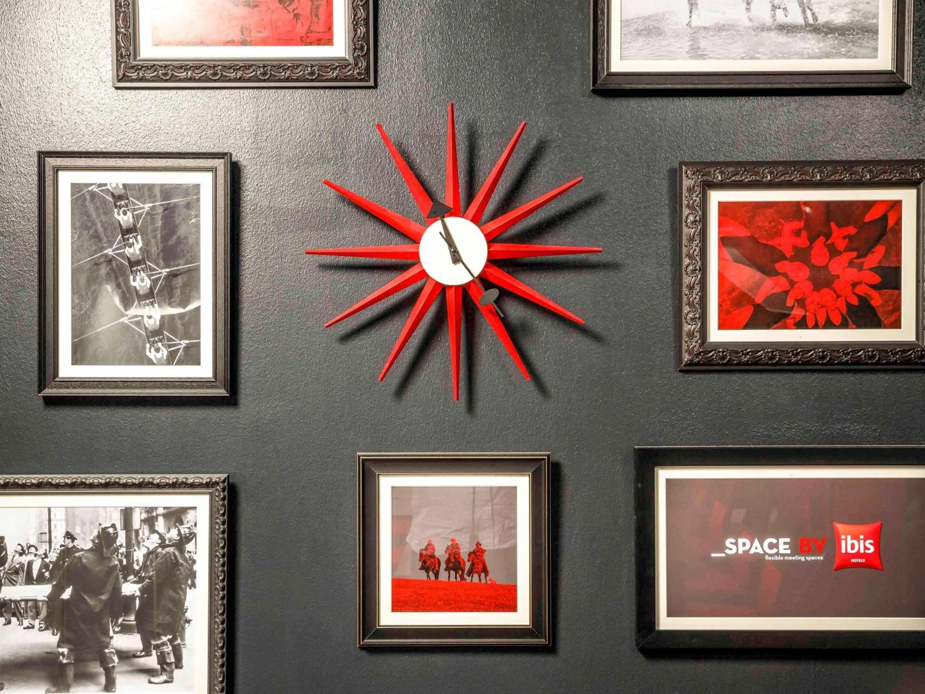 Meeting/conference room in ibis Bristol Temple Meads