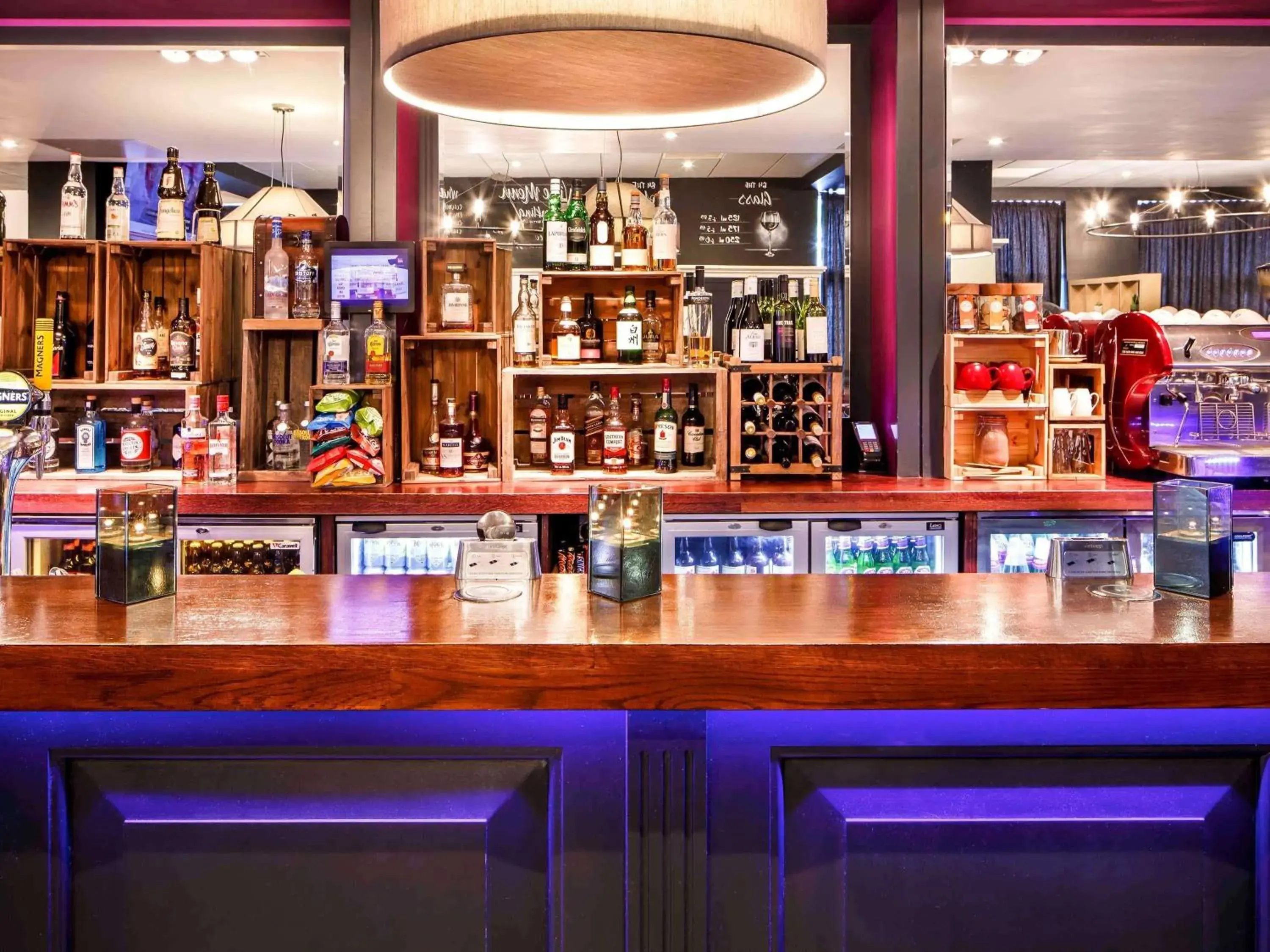 Restaurant/places to eat in ibis Bristol Temple Meads Restaurant/places to eat in ibis Bristol Temple Meads