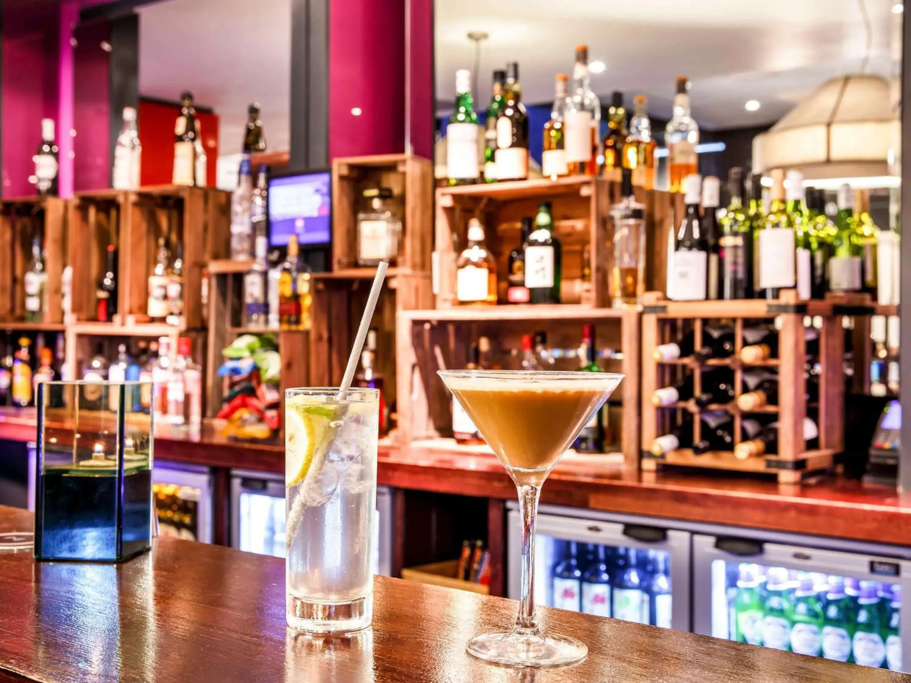 Lounge or bar in ibis Bristol Temple Meads Lounge or bar in ibis Bristol Temple Meads