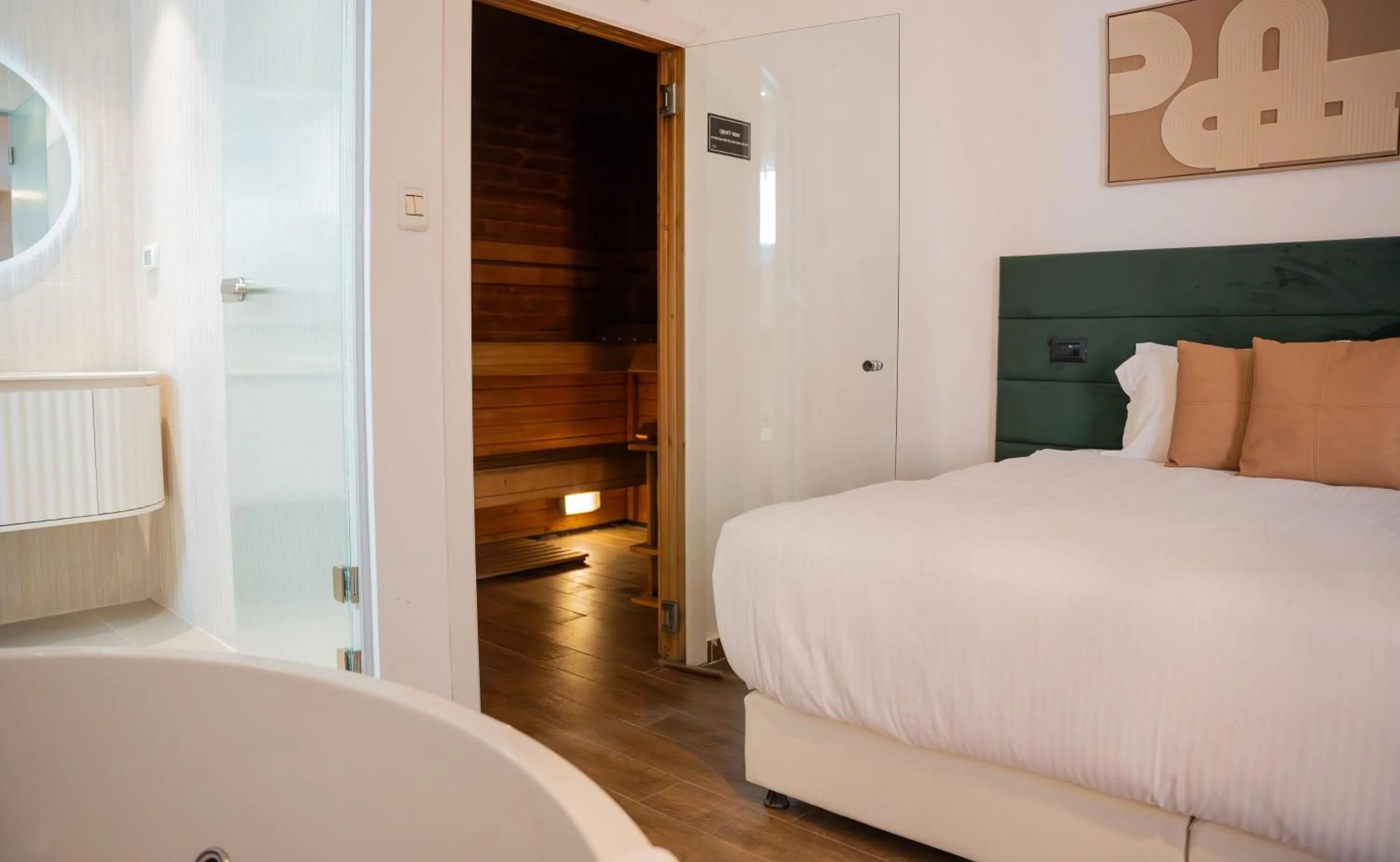 Bedroom, Bed in Estate Spa Boutique Hotel - Adults Only