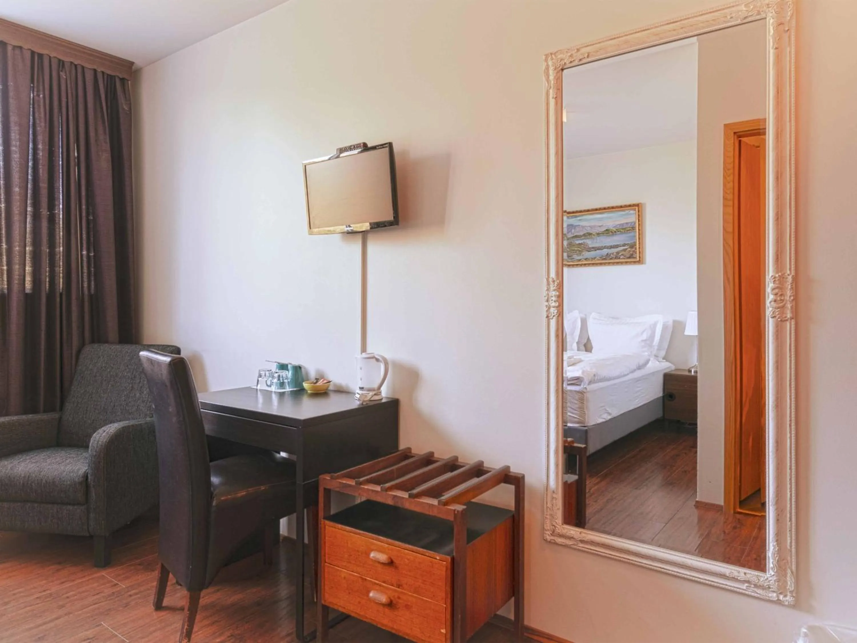 TV and multimedia in Hótel Húsavík