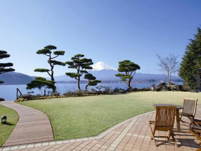 Garden in Shuhokaku Kogetsu
