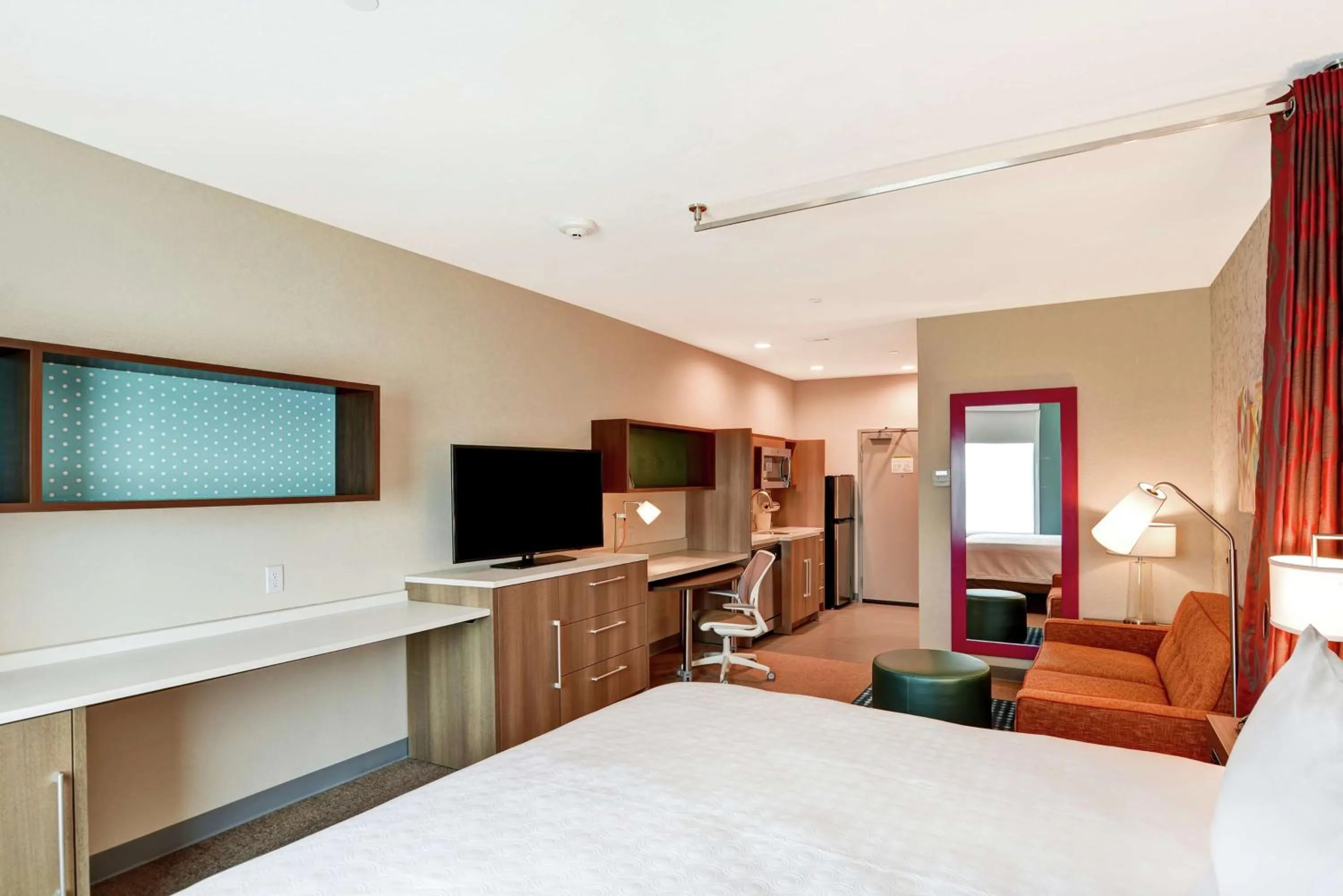 Bed in Home2 Suites by Hilton La Porte
