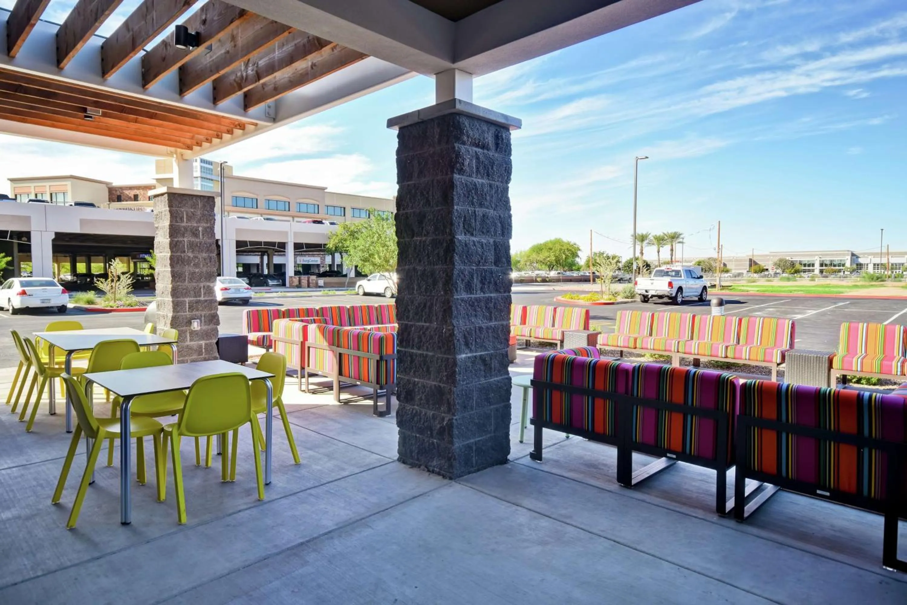 Patio in Home2 Suites by Hilton Gilbert