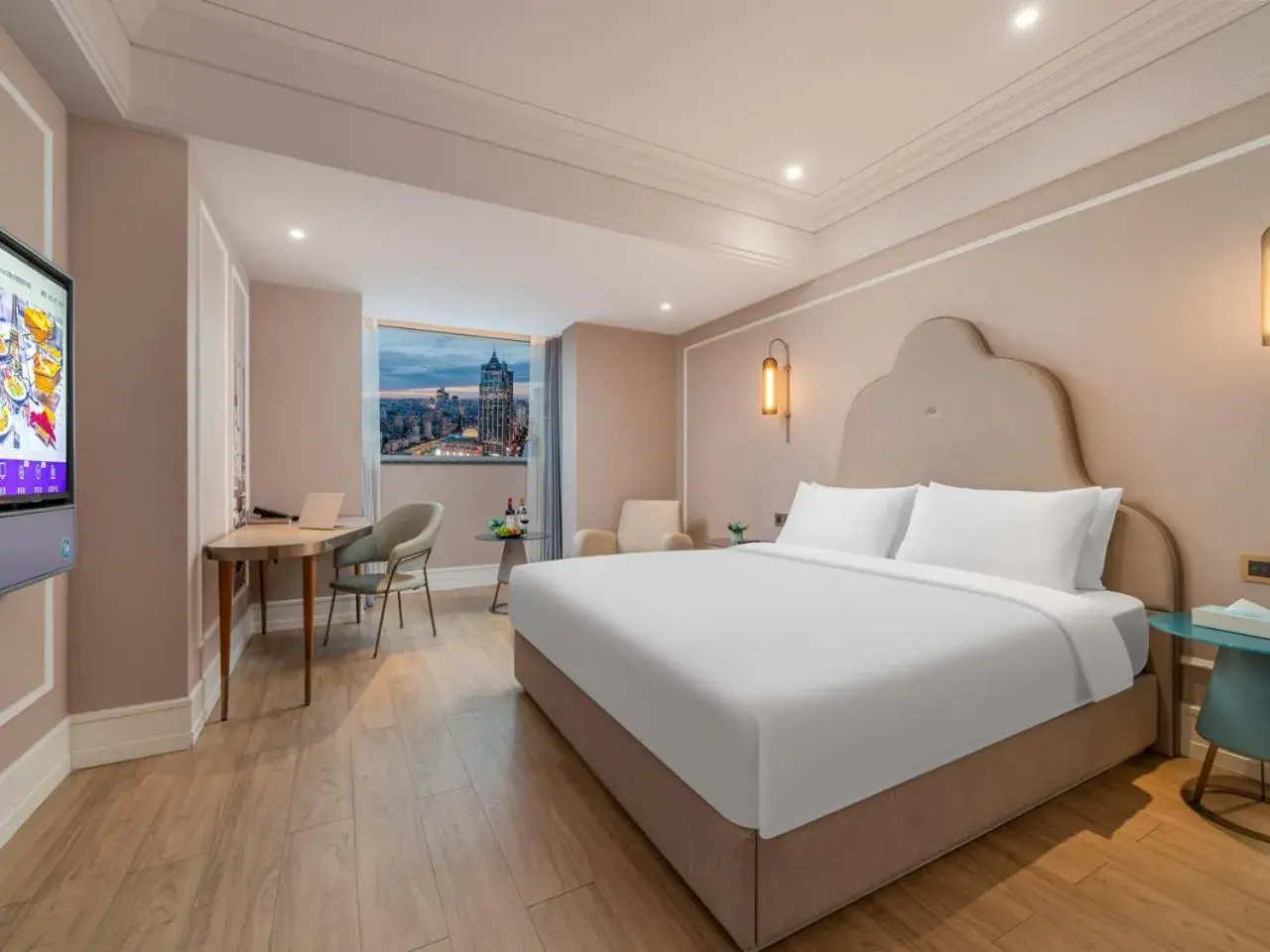 Photo of the whole room, Bed in Mercure Shanghai Global Harbour Photo of the whole room, Bed in Mercure Shanghai Global Harbour