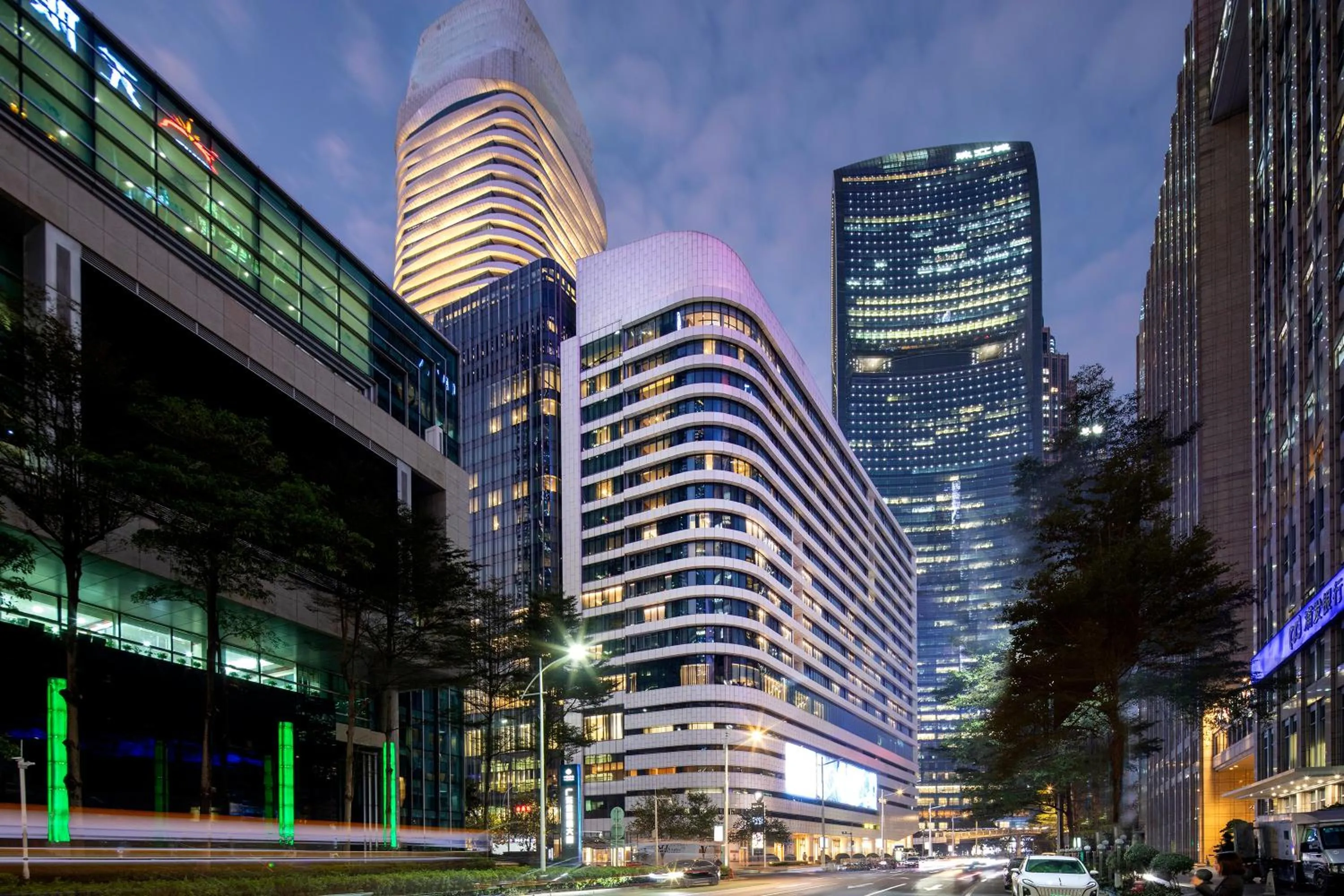 Property building in MaxX by Steigenberger Guangzhou Zhujiang New Town - Free Shuttle bus to Canton Fair Complex during Canton Fair Period