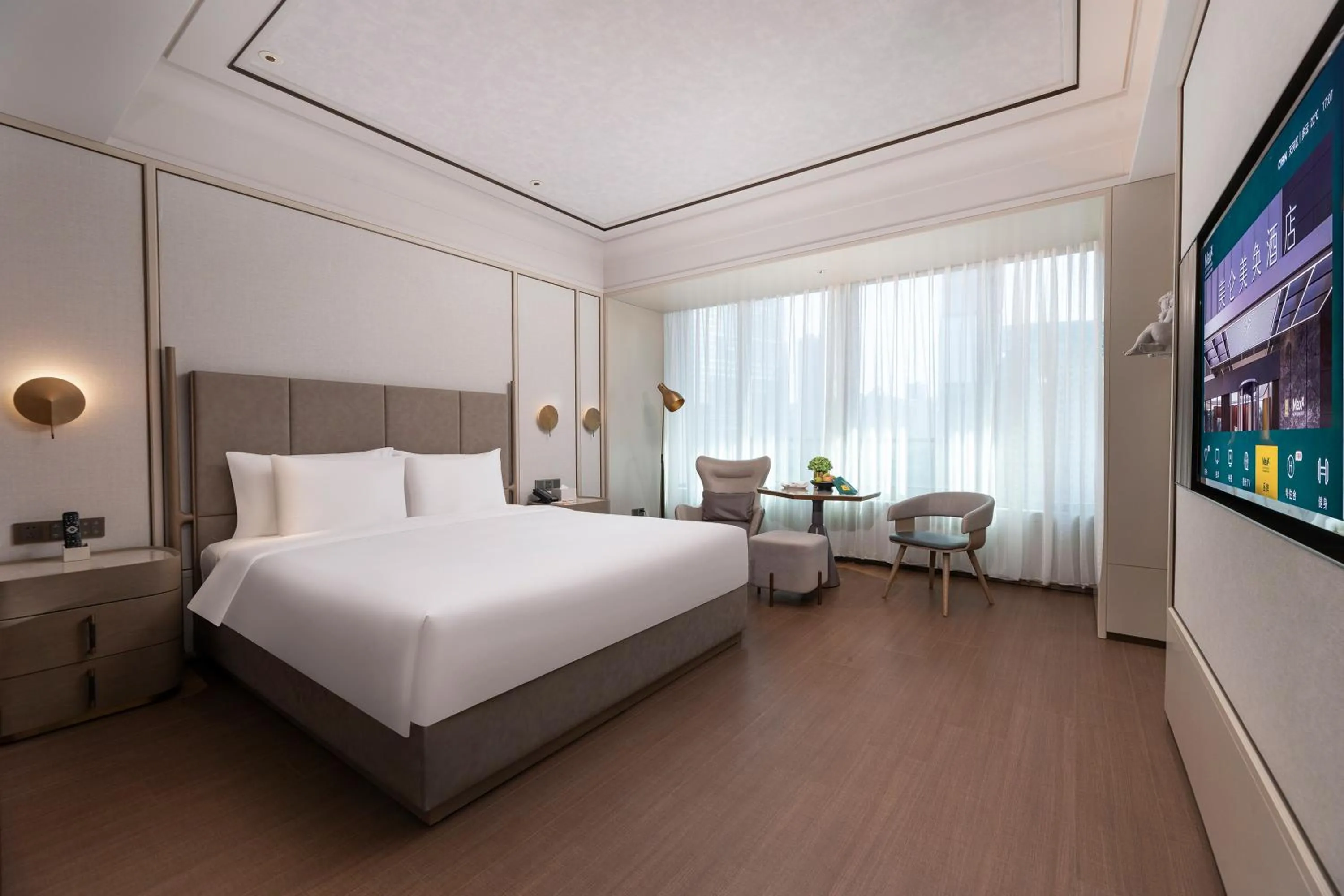 Photo of the whole room, Bed in MaxX by Steigenberger Guangzhou Zhujiang New Town - Free Shuttle bus to Canton Fair Complex during Canton Fair Period