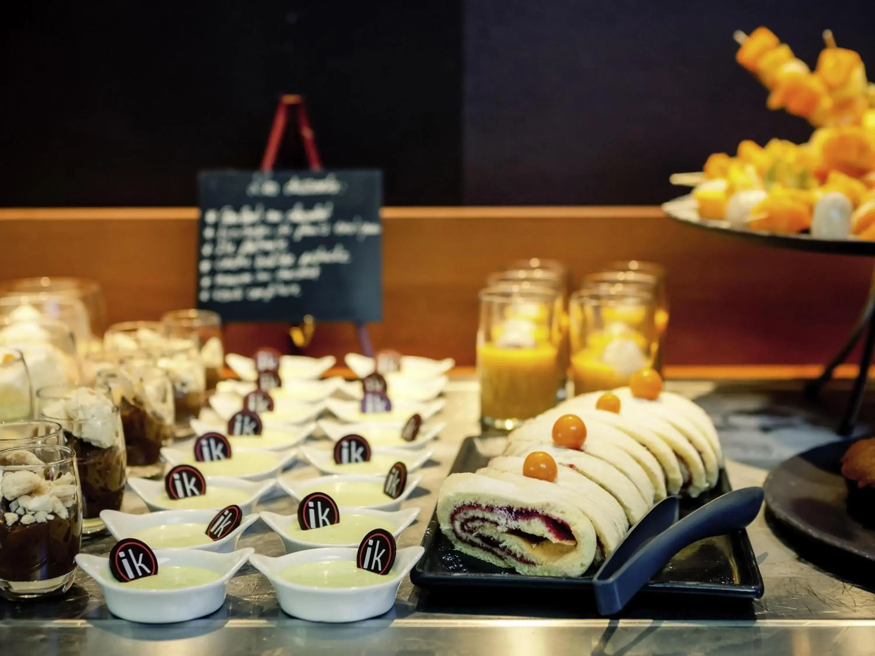 Restaurant/places to eat in ibis Coventry Centre Restaurant/places to eat in ibis Coventry Centre