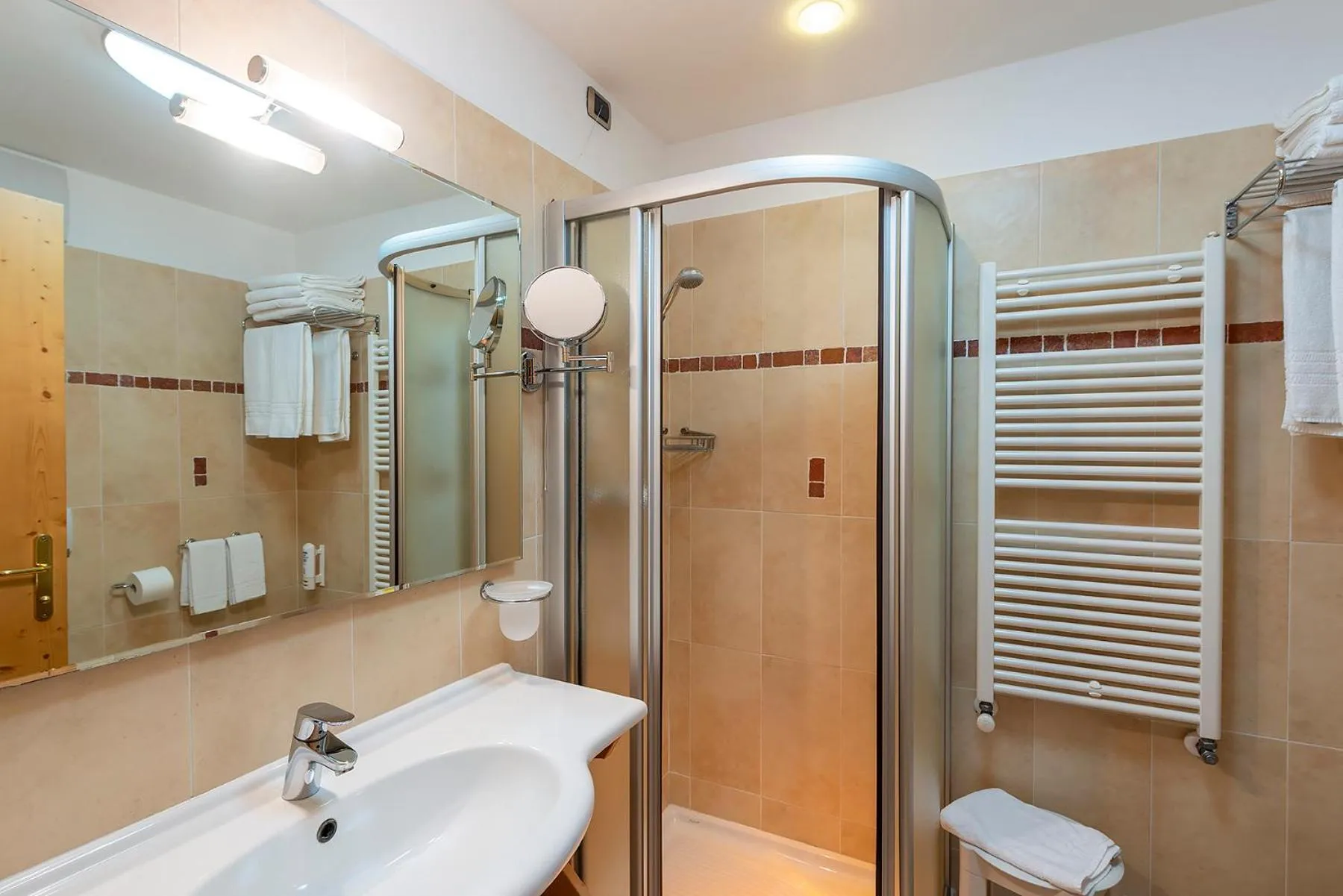 Shower in Hotel Ambiez