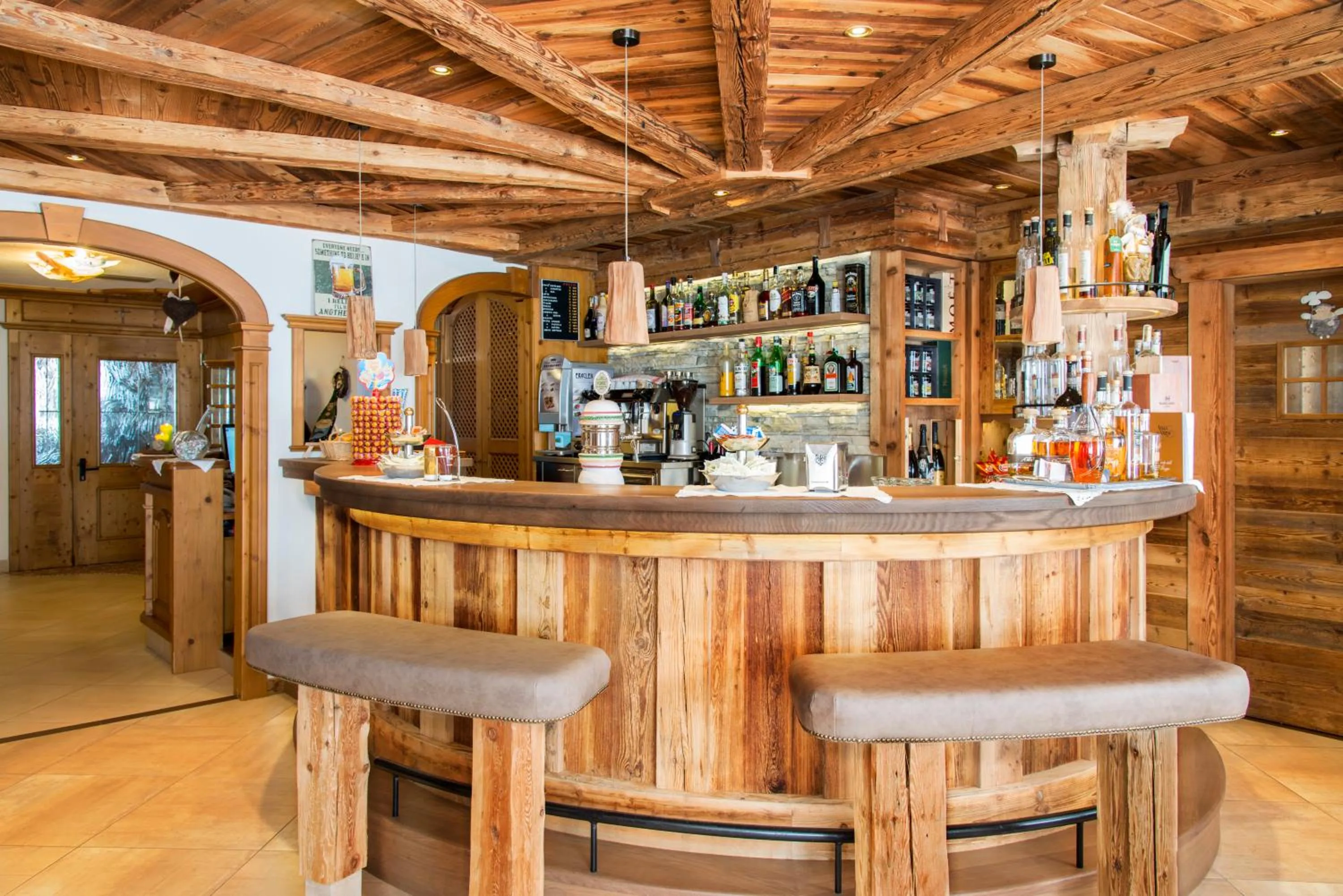 Lounge or bar in Hotel Ambiez