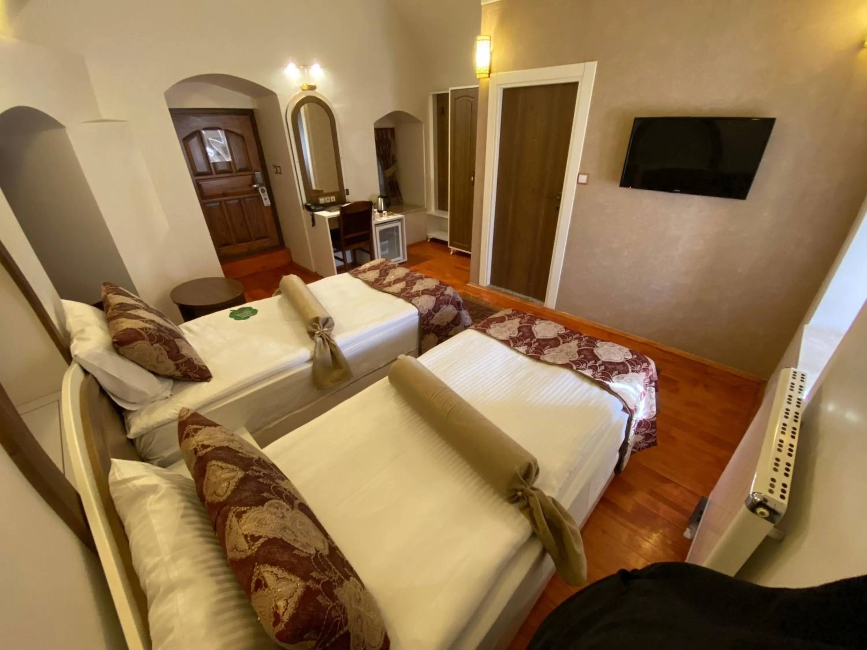 Bed in BEHRAMPAŞA OTEL &CAFE &RESTAURANT