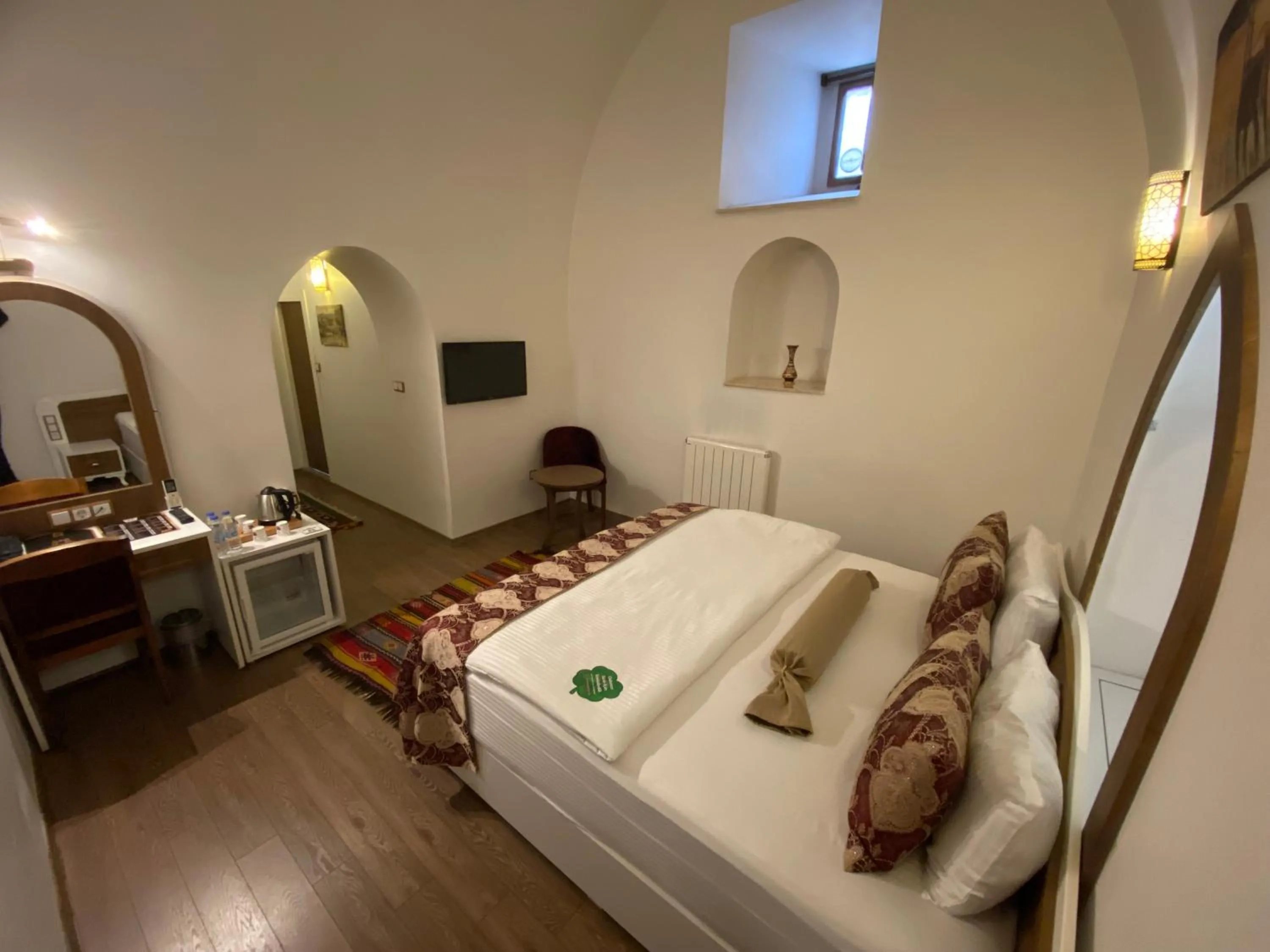 Bed in BEHRAMPAŞA OTEL &CAFE &RESTAURANT