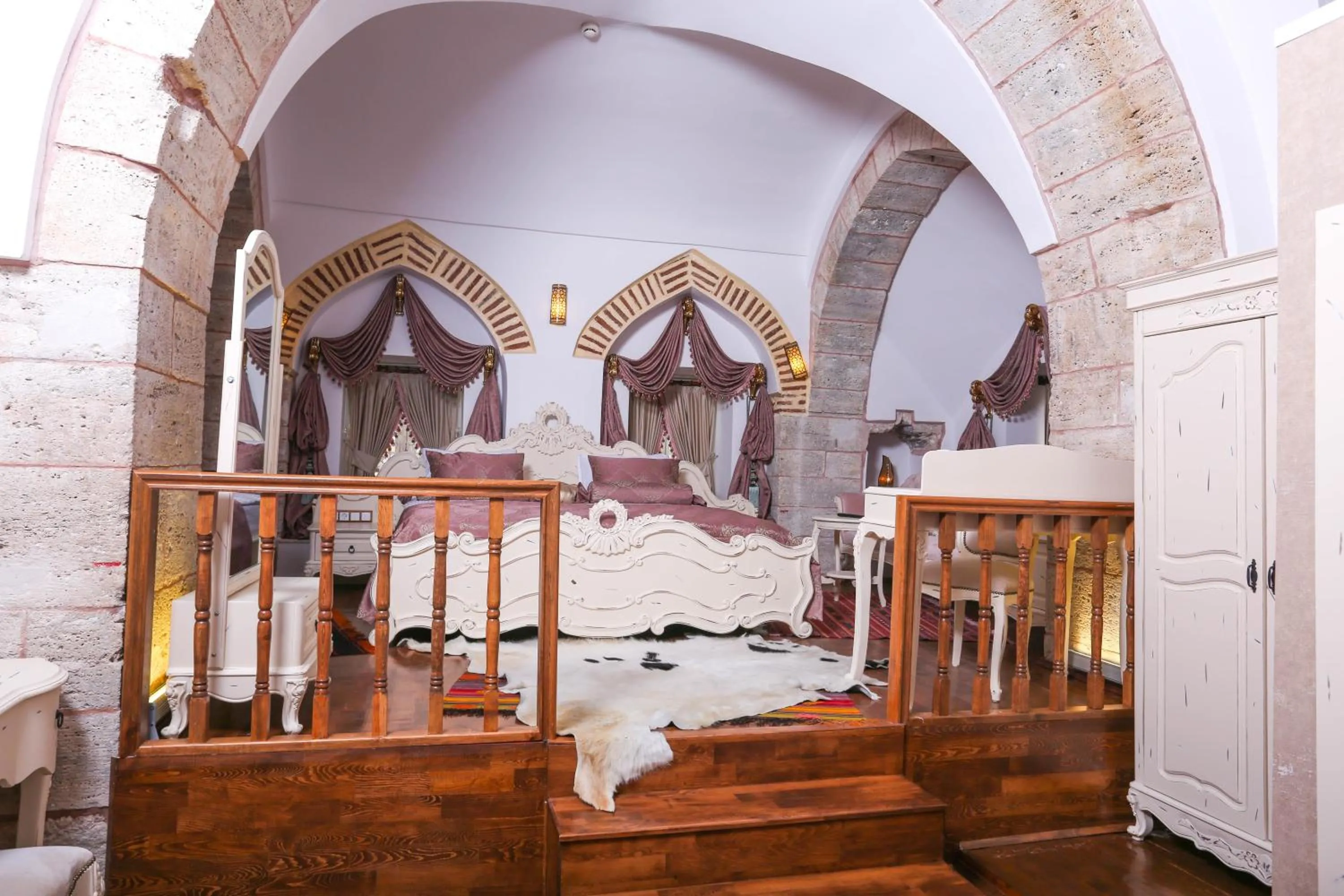 Bed in BEHRAMPAŞA OTEL &CAFE &RESTAURANT