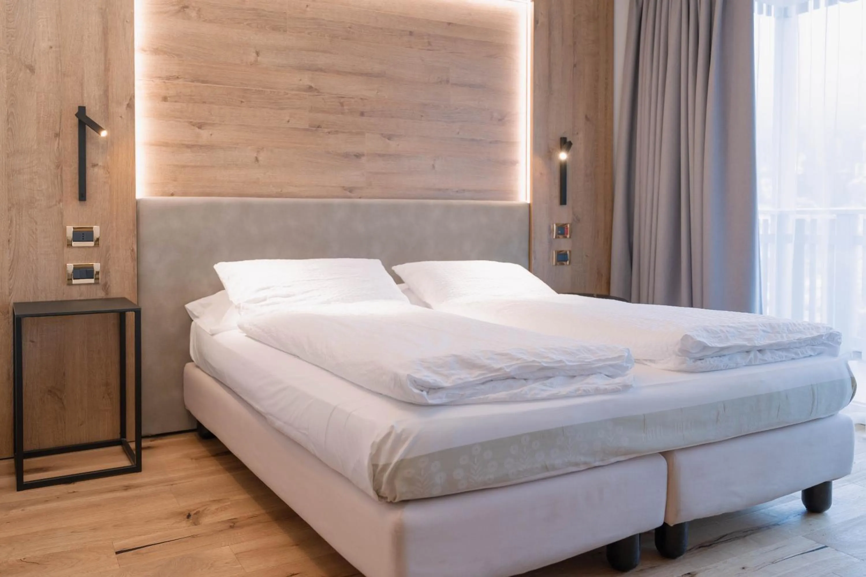 Bedroom, Bed in Hotel Ideal