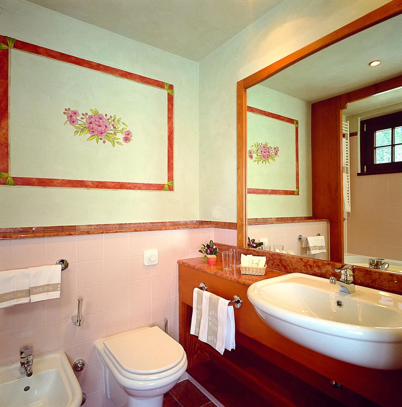 Bathroom in Hotel Ideal