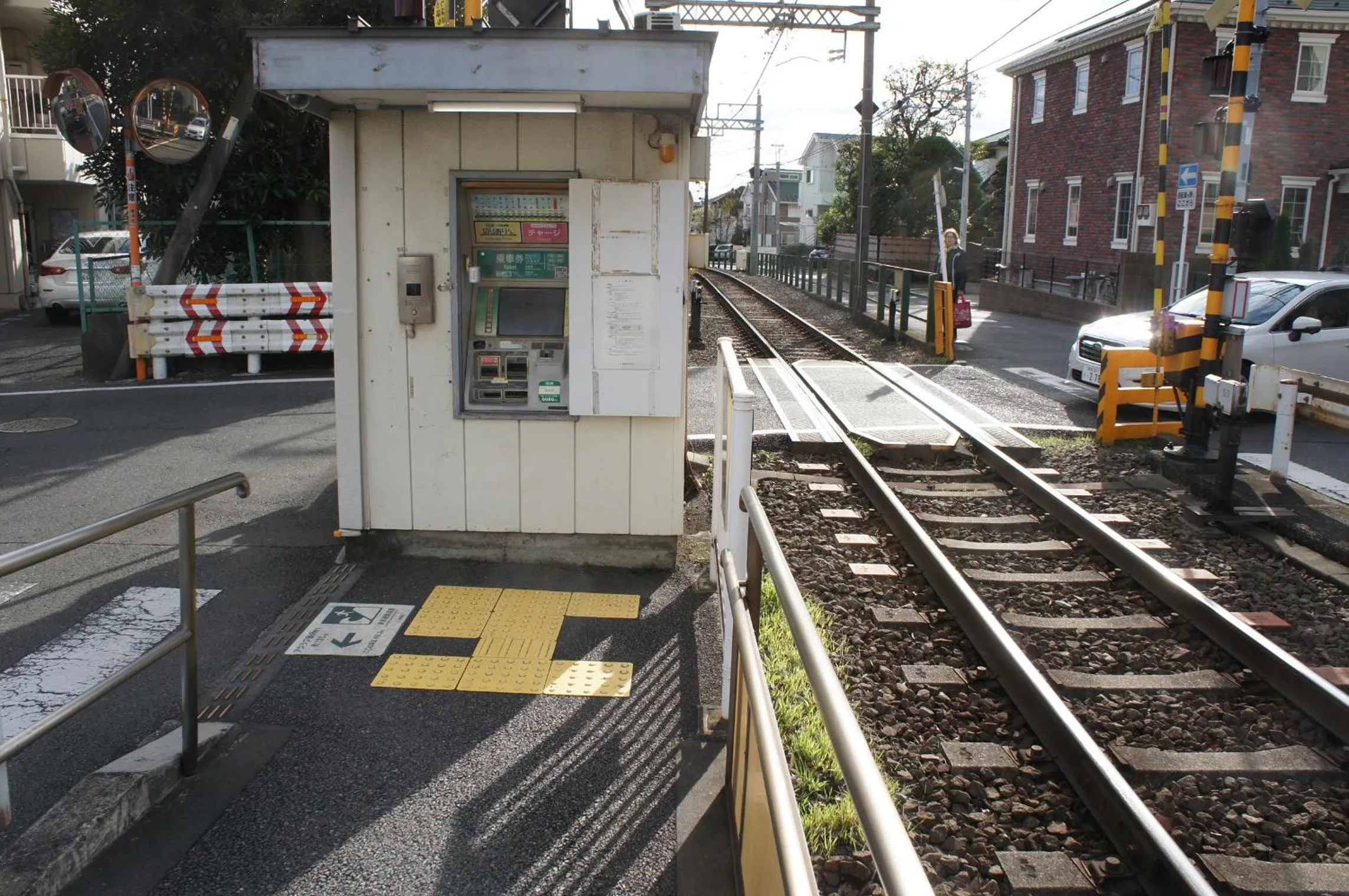 EMS Enoshima クラシックゲストハウス 寝室は個室 犬OK