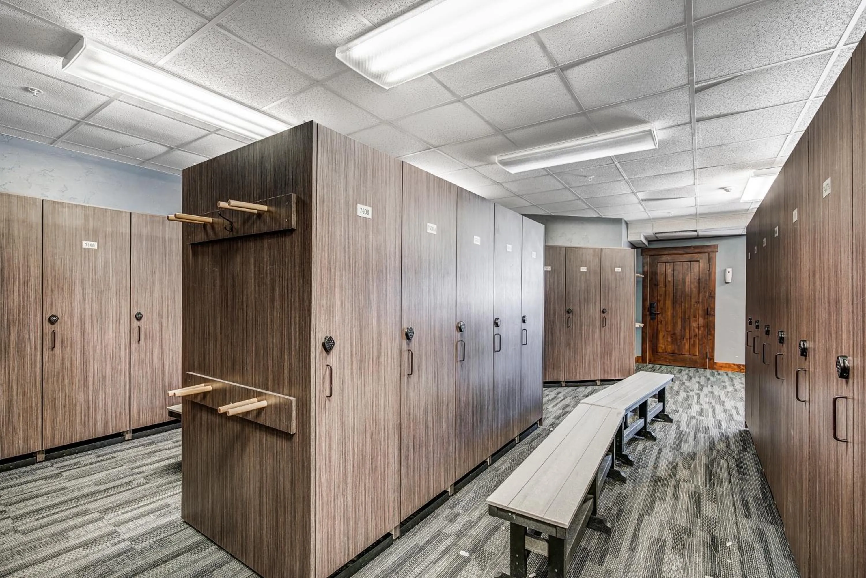 Crystal Peak Lodge C7400