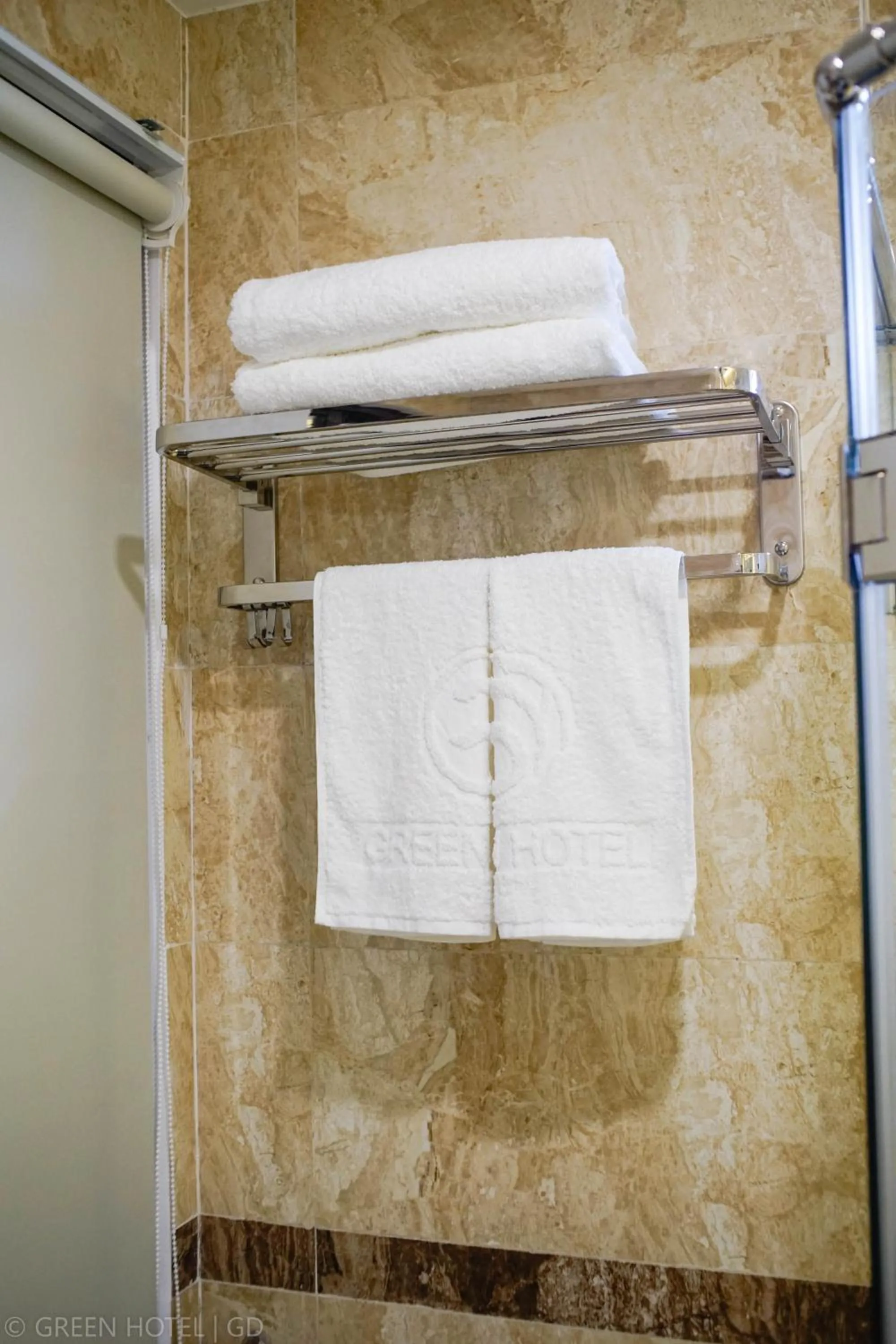 Bathroom in Green Hadong Hotel