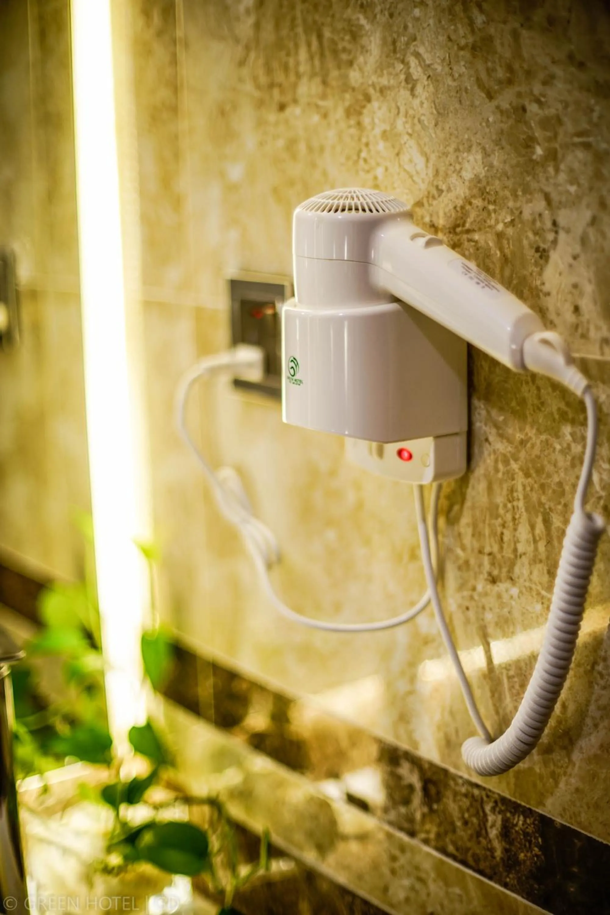 Shower in Green Hadong Hotel