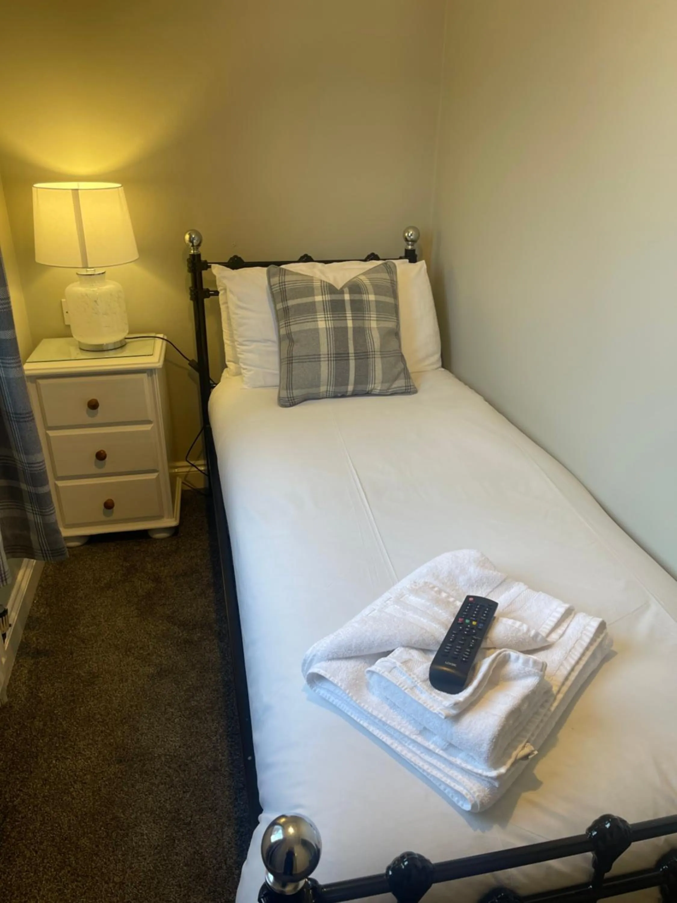 Bed in The Seacliffe - Whitby