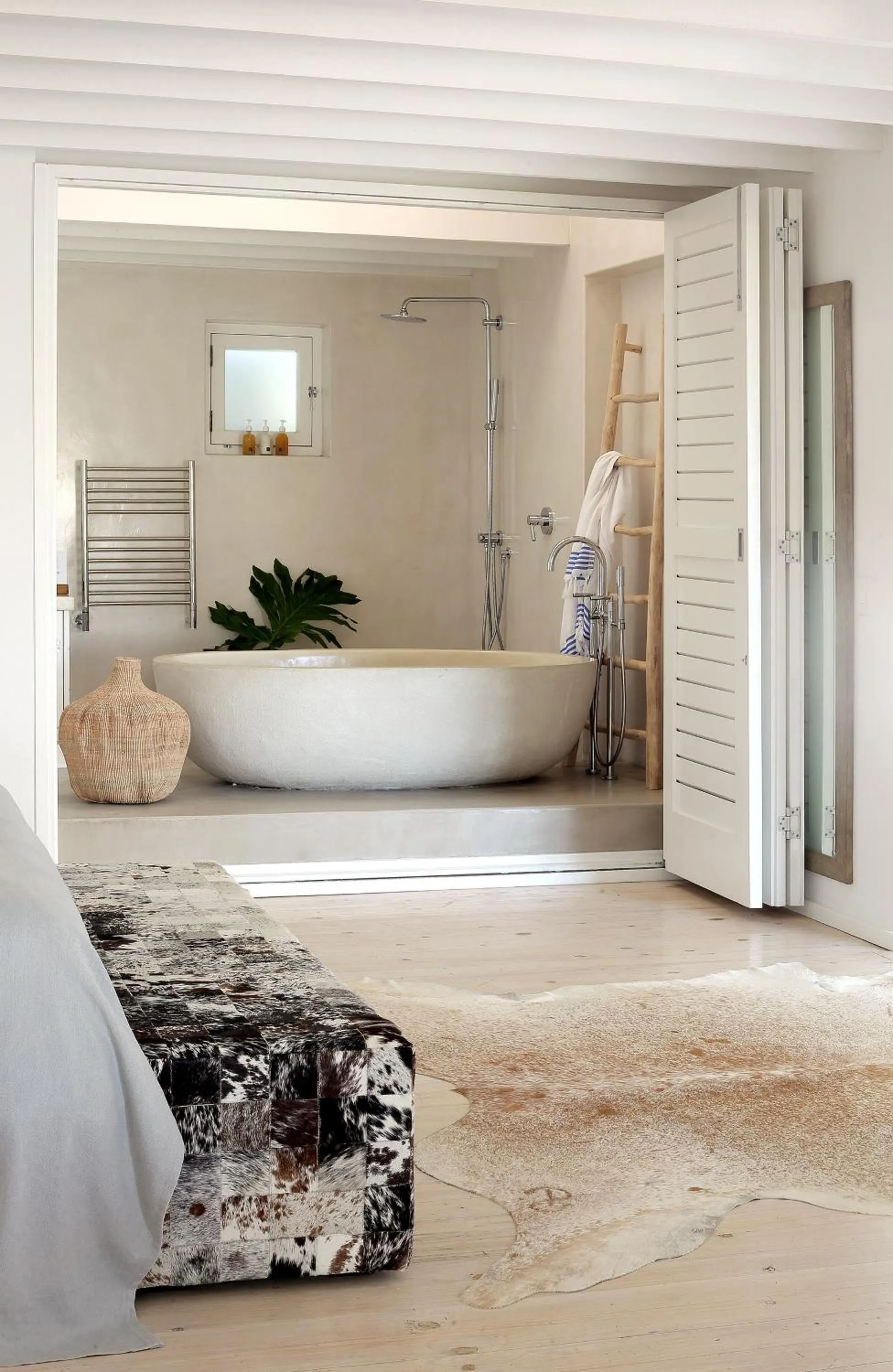 Shower in Strandloper Ocean Boutique Hotel