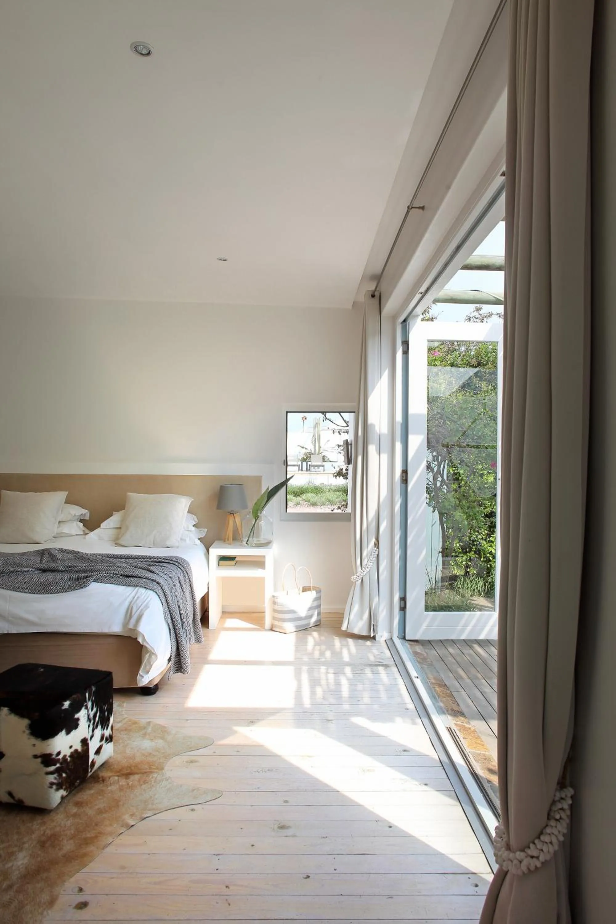 Bedroom, Bed in Strandloper Ocean Boutique Hotel