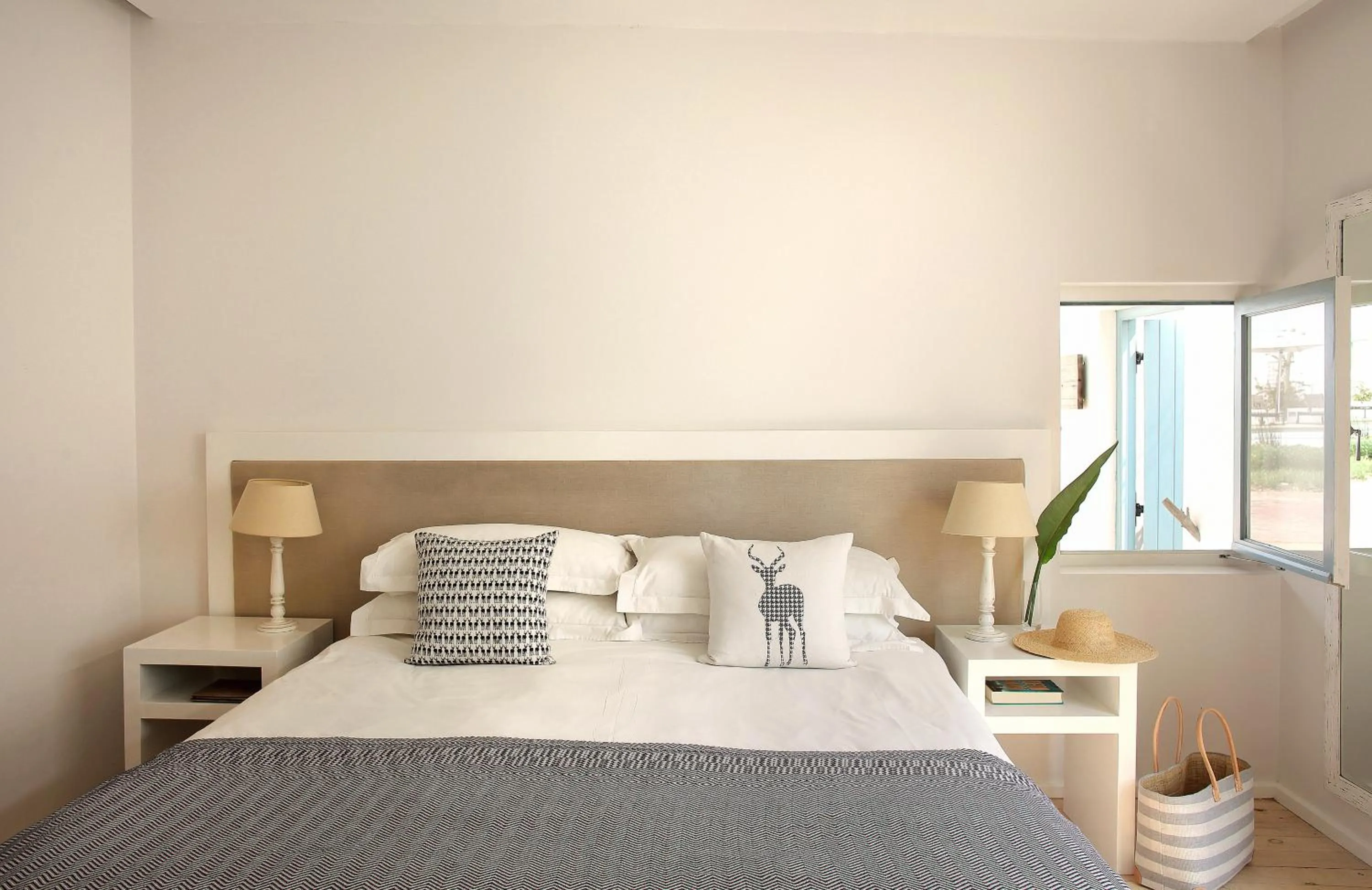 Bed in Strandloper Ocean Boutique Hotel