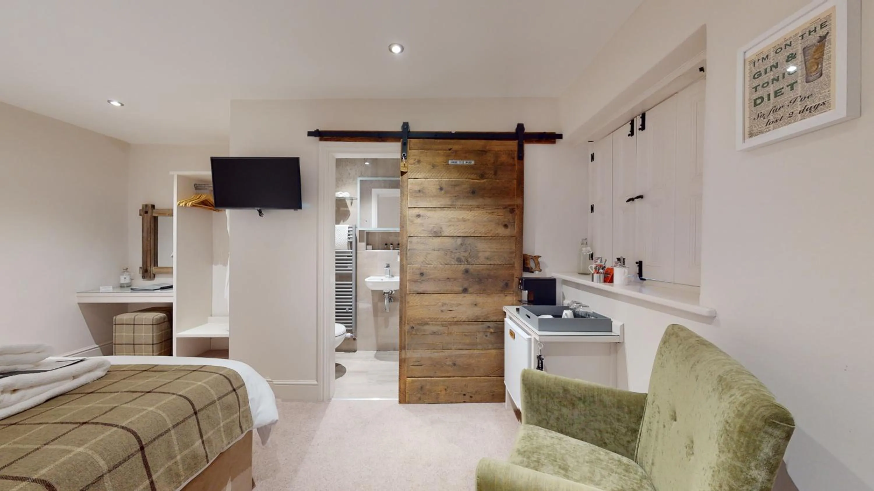 Bedroom, Bed in The Devonshire Arms