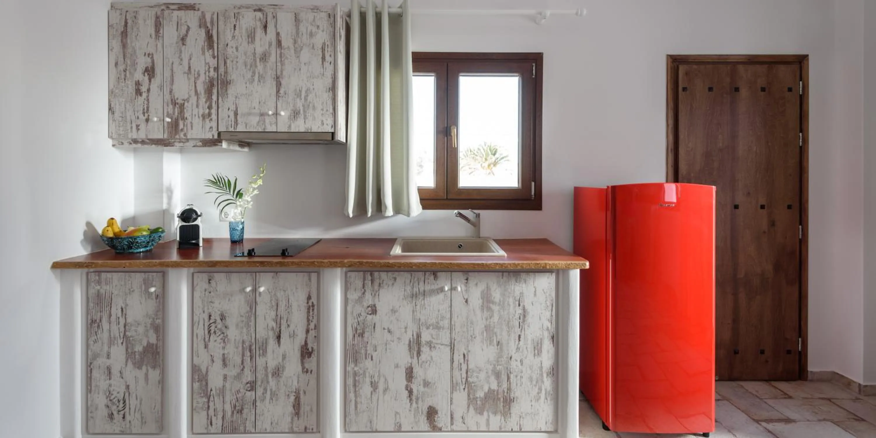 Kitchen or kitchenette in Elia Residences Santorini