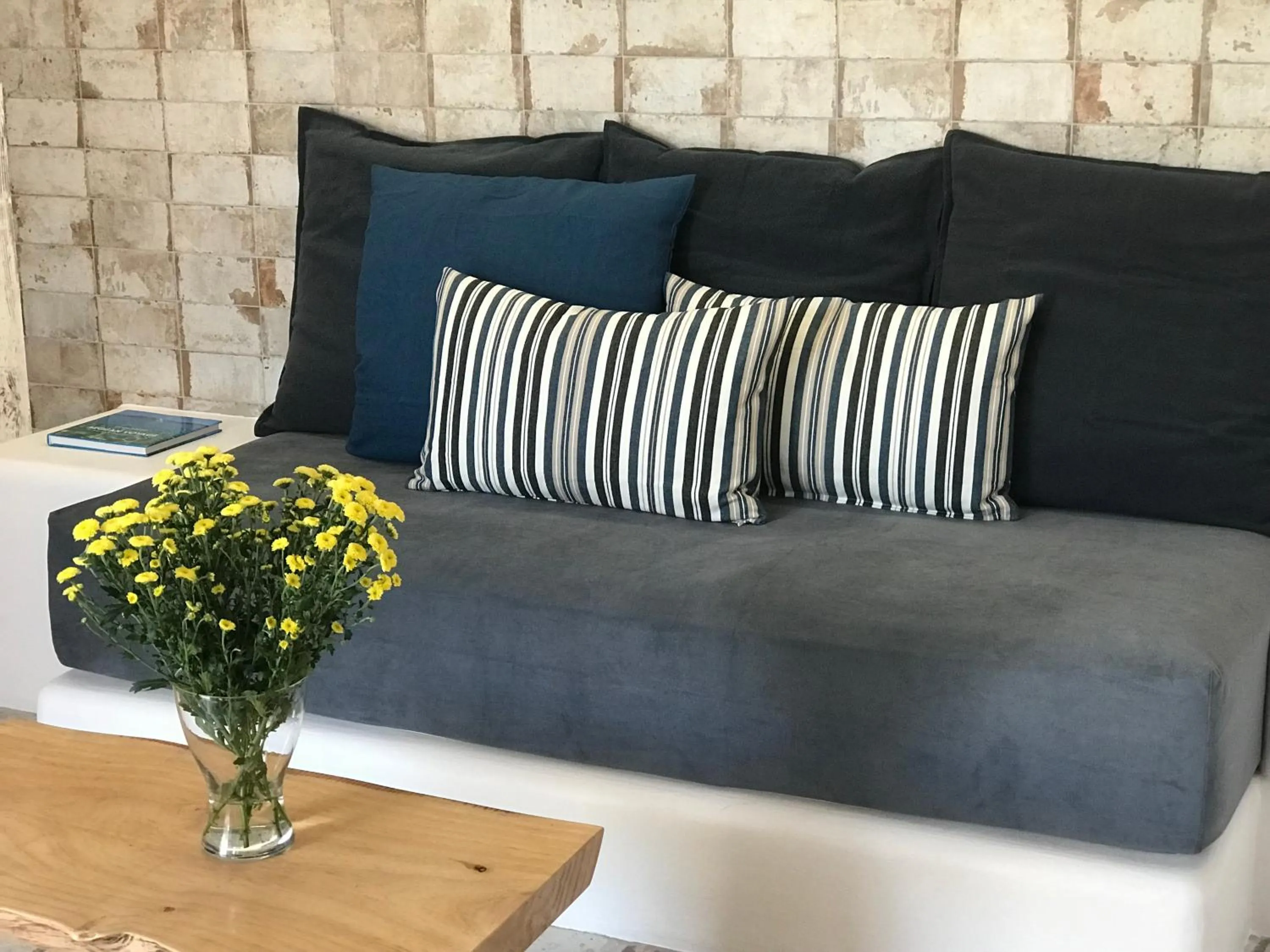 Living room in Elia Residences Santorini