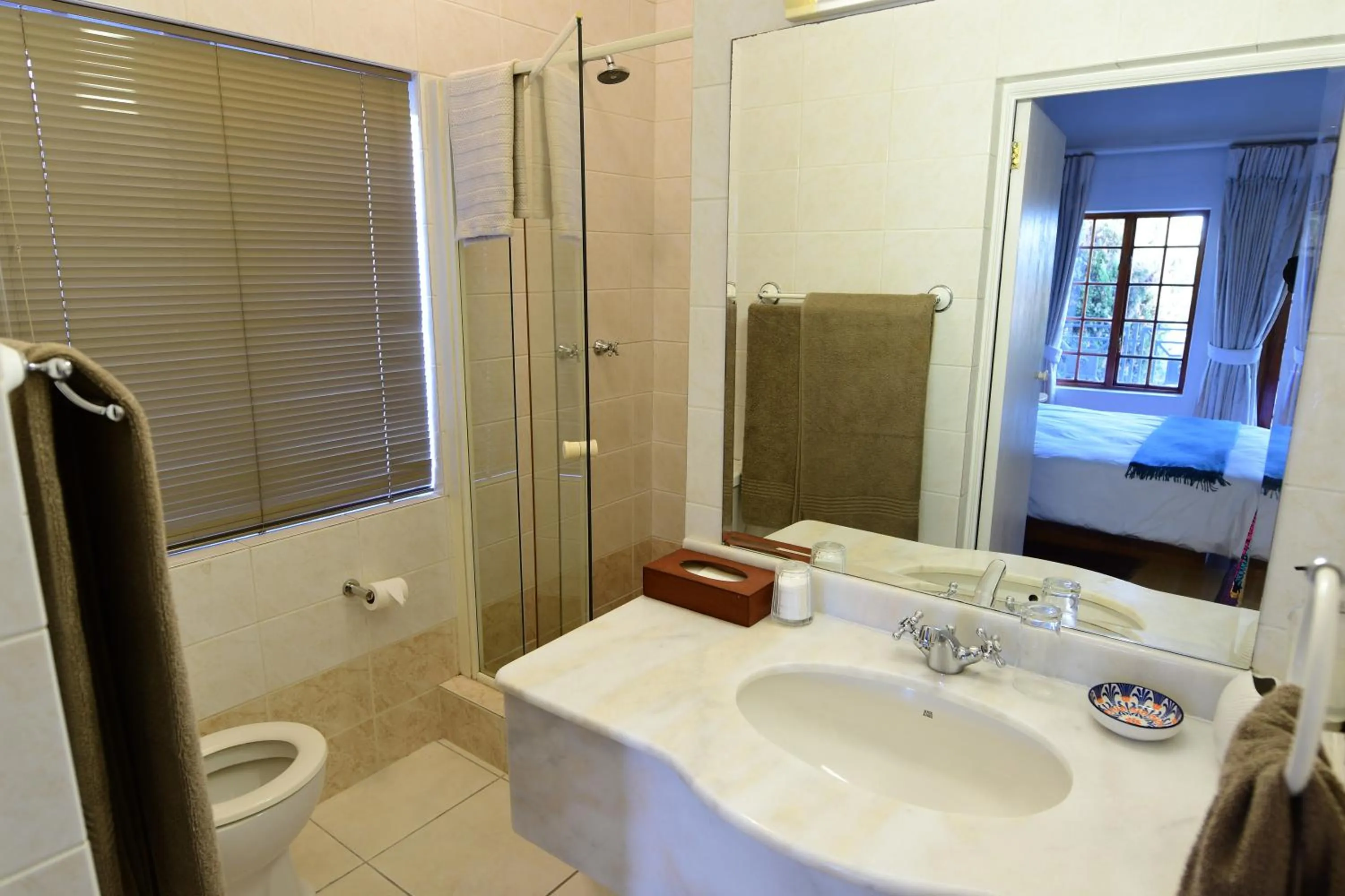 Shower in Highgrove Guesthouse Morningside Sandton