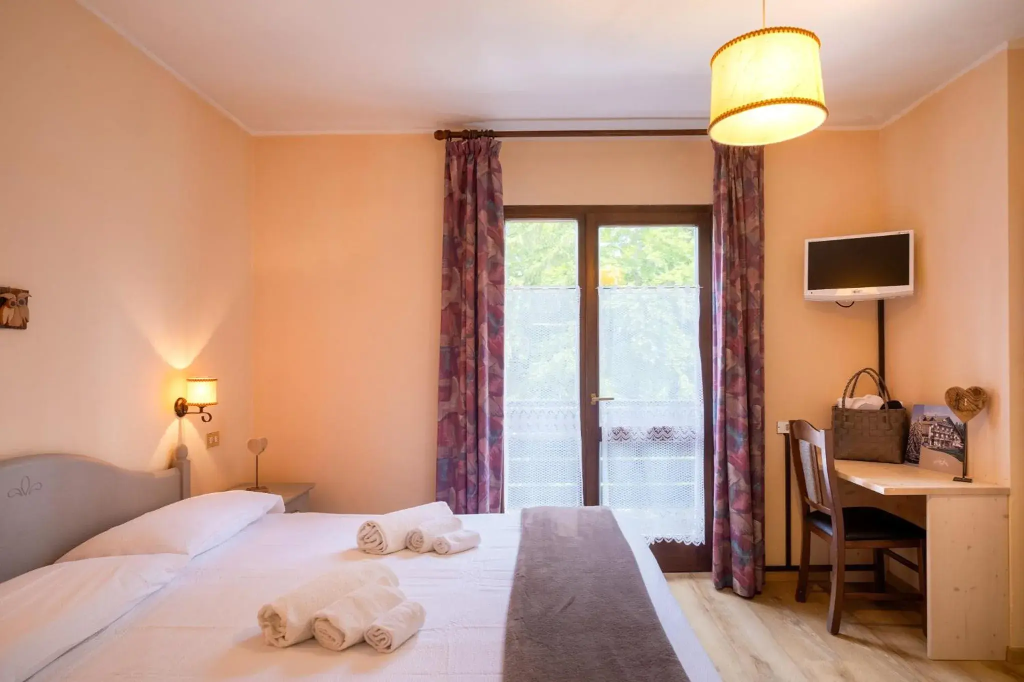 Double Room in Hotel Piccola Baita Double Room in Hotel Piccola Baita