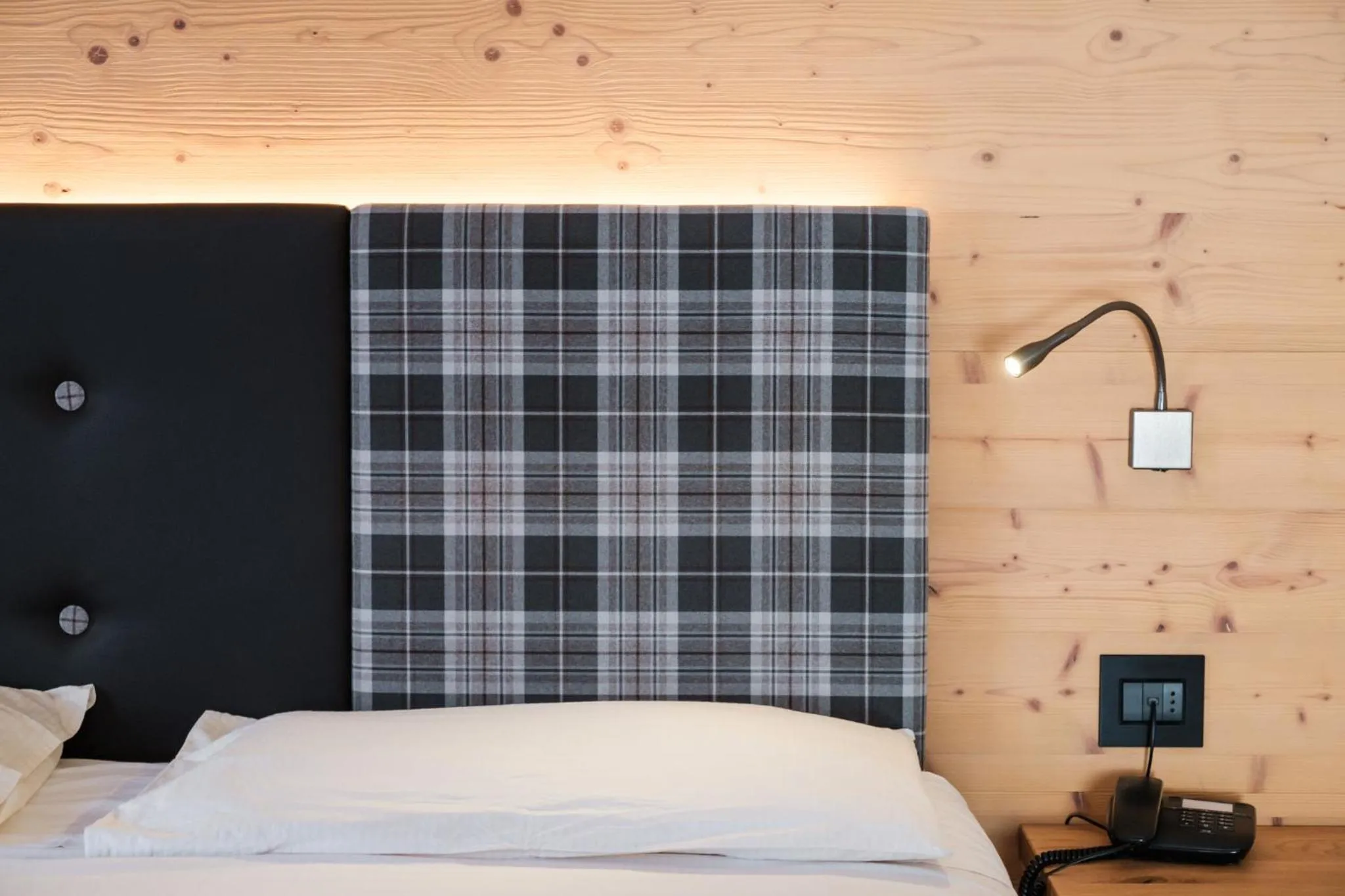 Bed in Hotel Piccola Baita