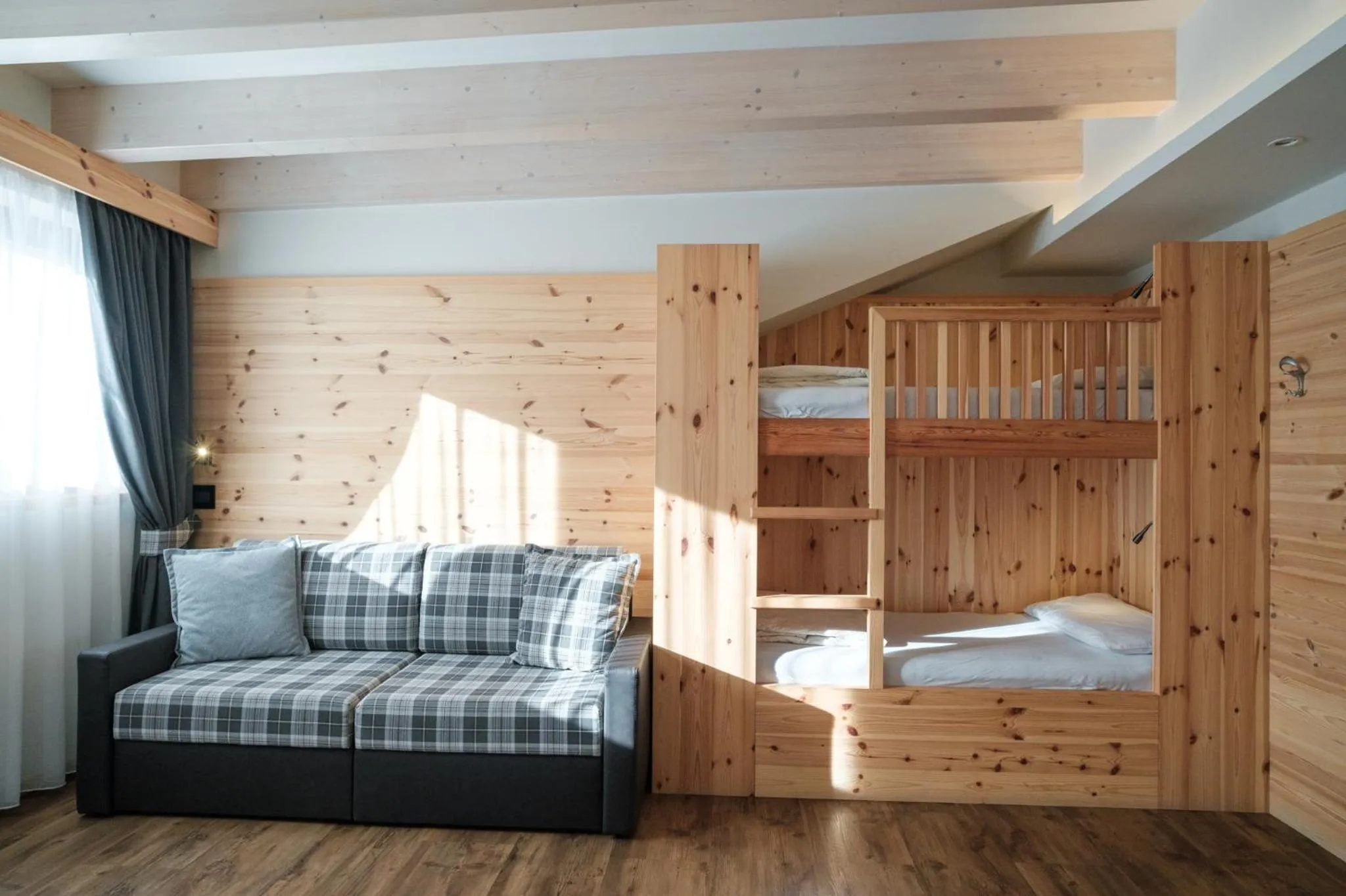 Photo of the whole room, Bed in Hotel Piccola Baita