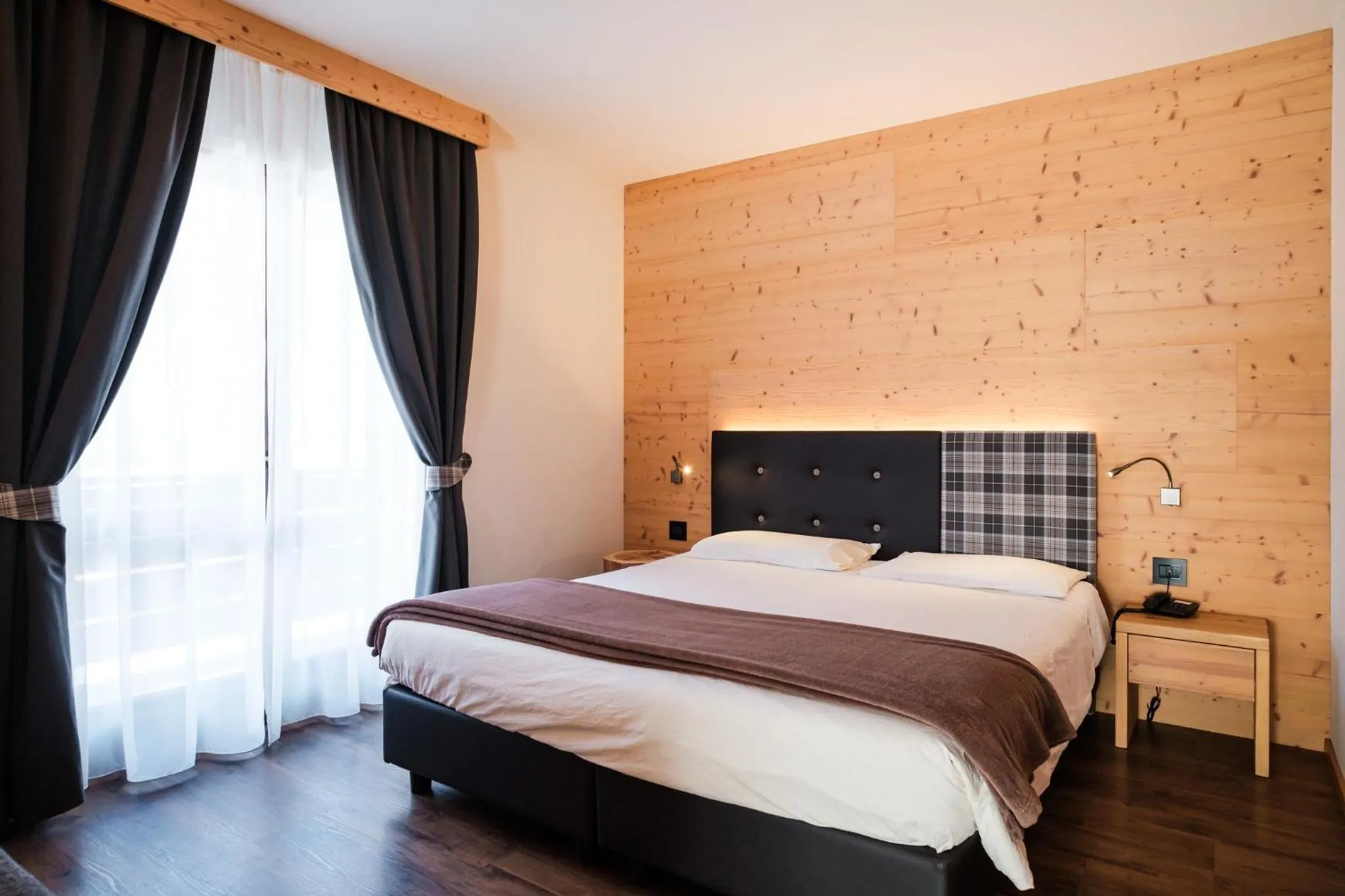 Photo of the whole room, Bed in Hotel Piccola Baita