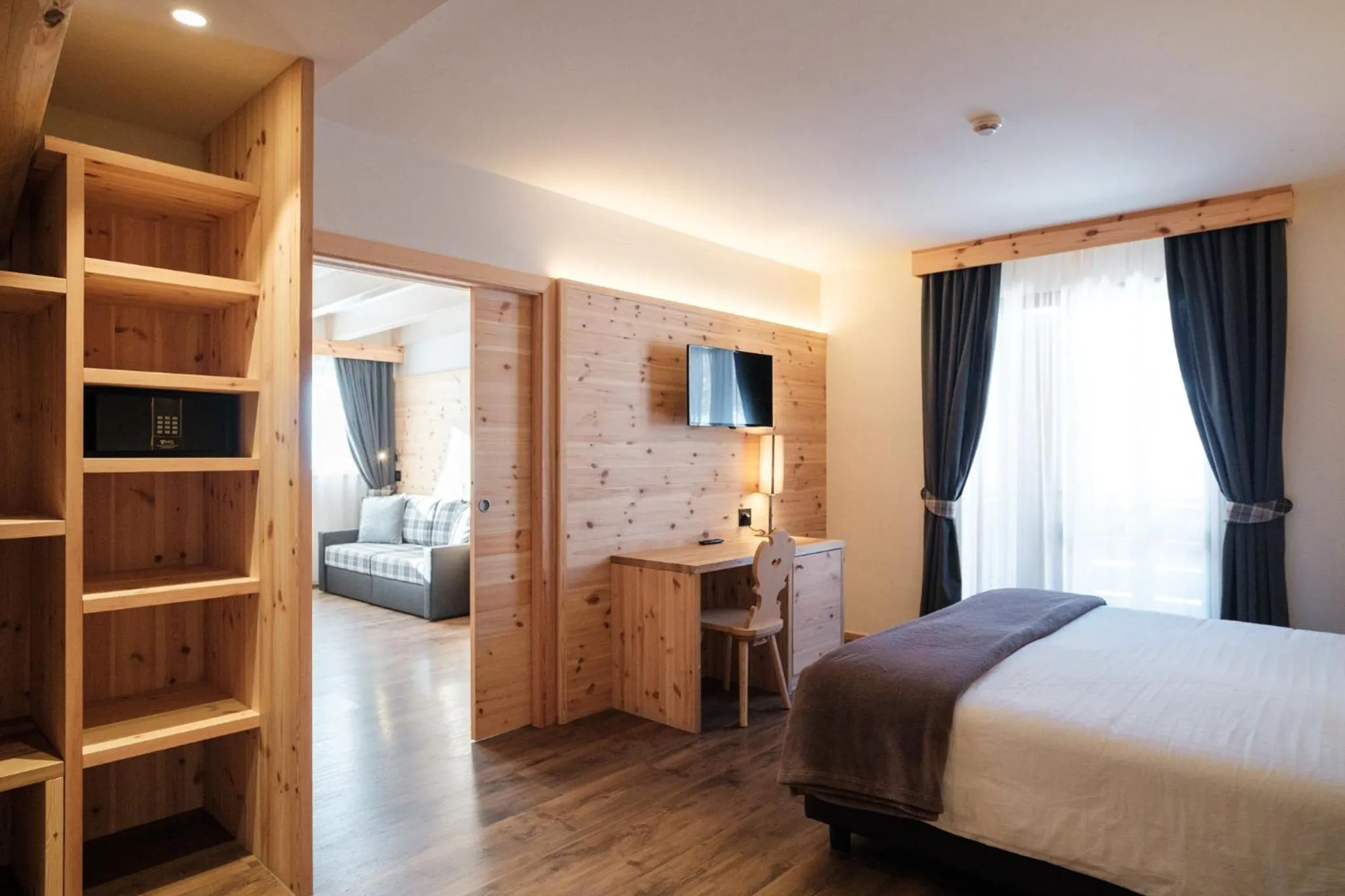 Bedroom, Bed in Hotel Piccola Baita