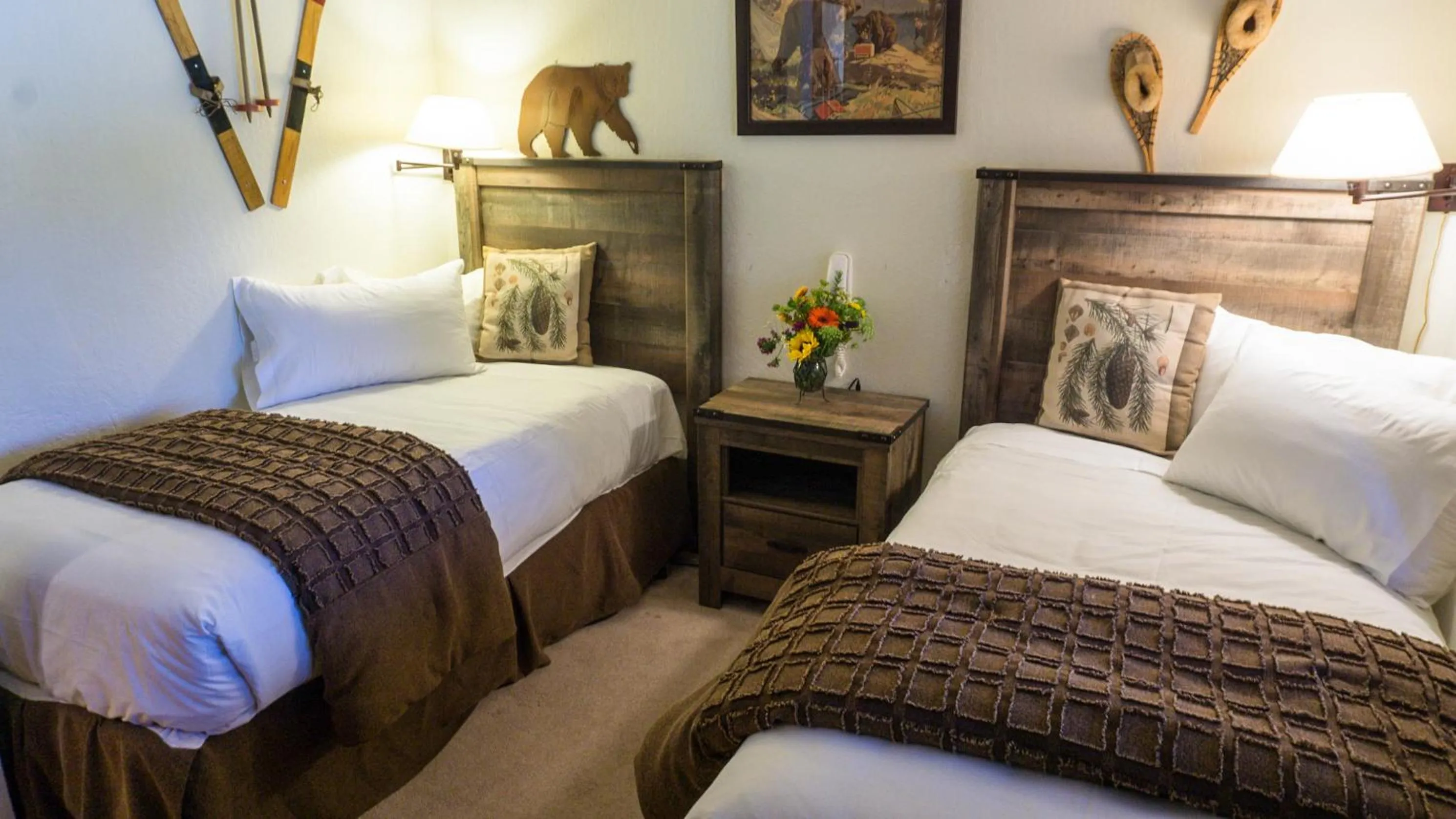 Bed in Ski Trails 4042