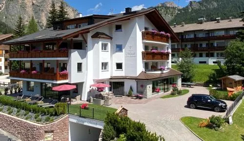 Garni Hotel Mezdi