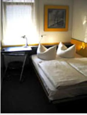 Bed in Motel Pelikan