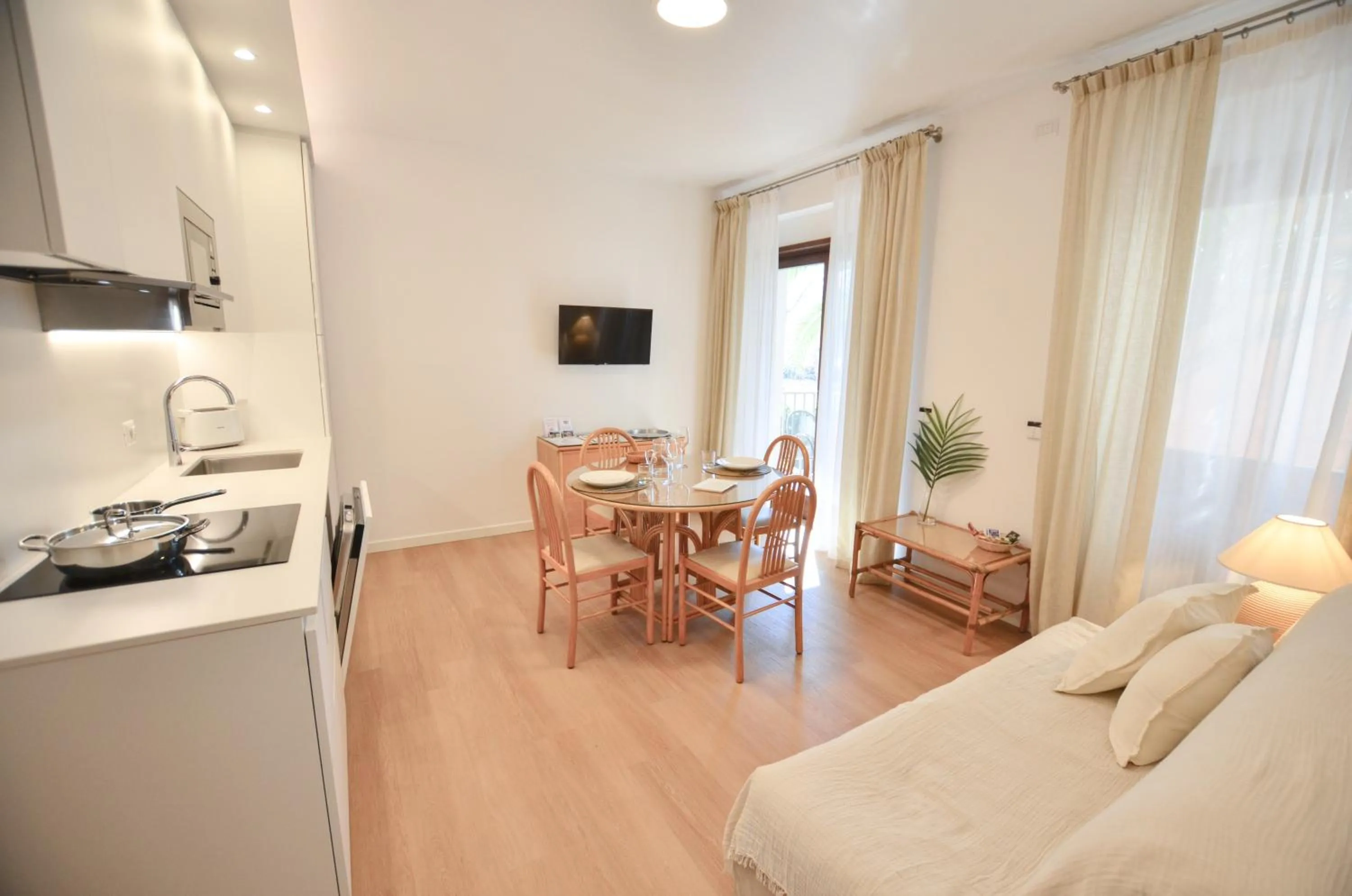 Living room in Villa Phoenix - Lake Apartments