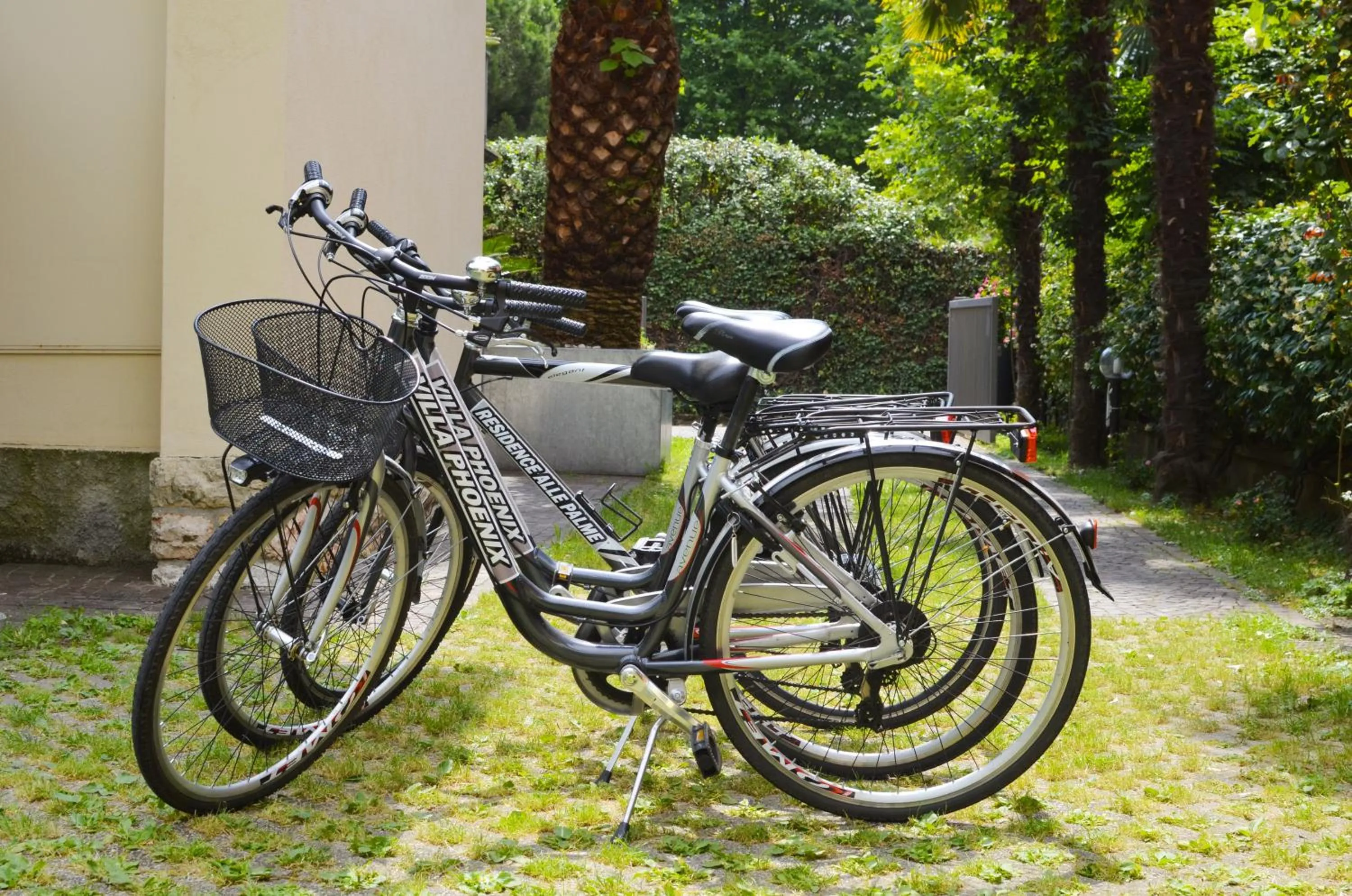 Cycling in Villa Phoenix - Lake Apartments