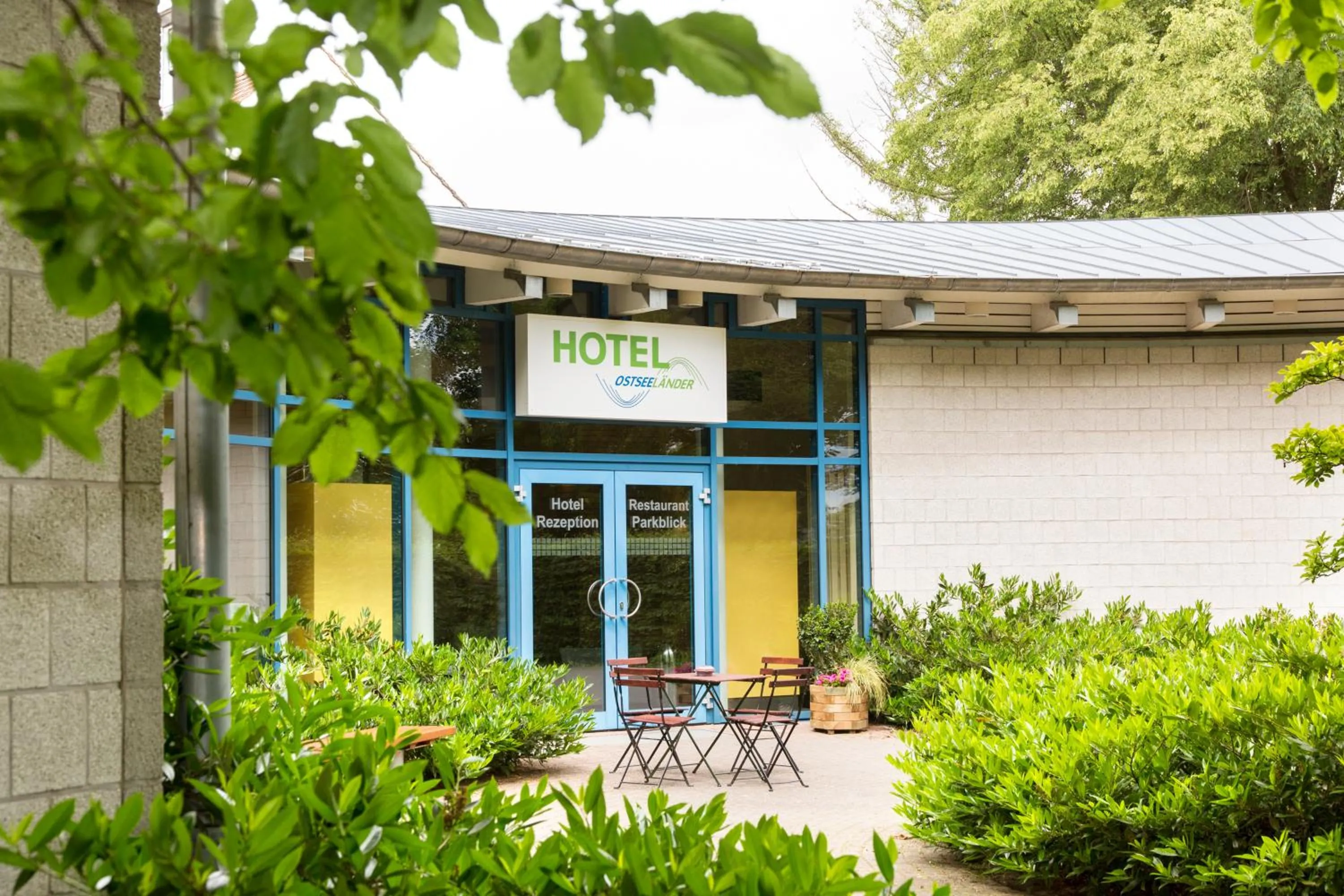 Property building in Hotel Ostseeländer