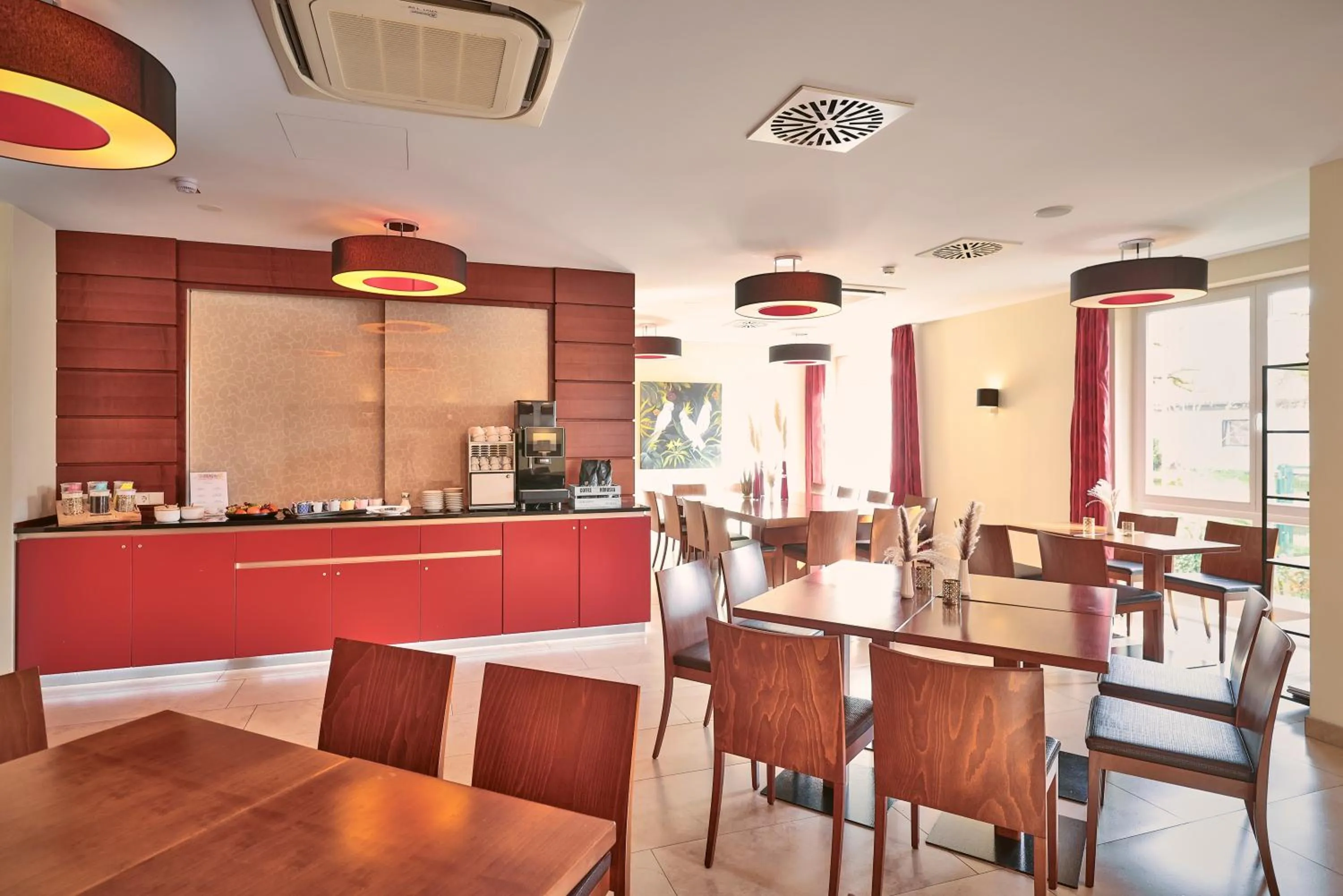 Coffee/tea facilities in Hotel Württemberger Hof