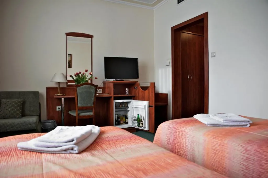 Decorative detail, Bed in Hotel Lukács Superior