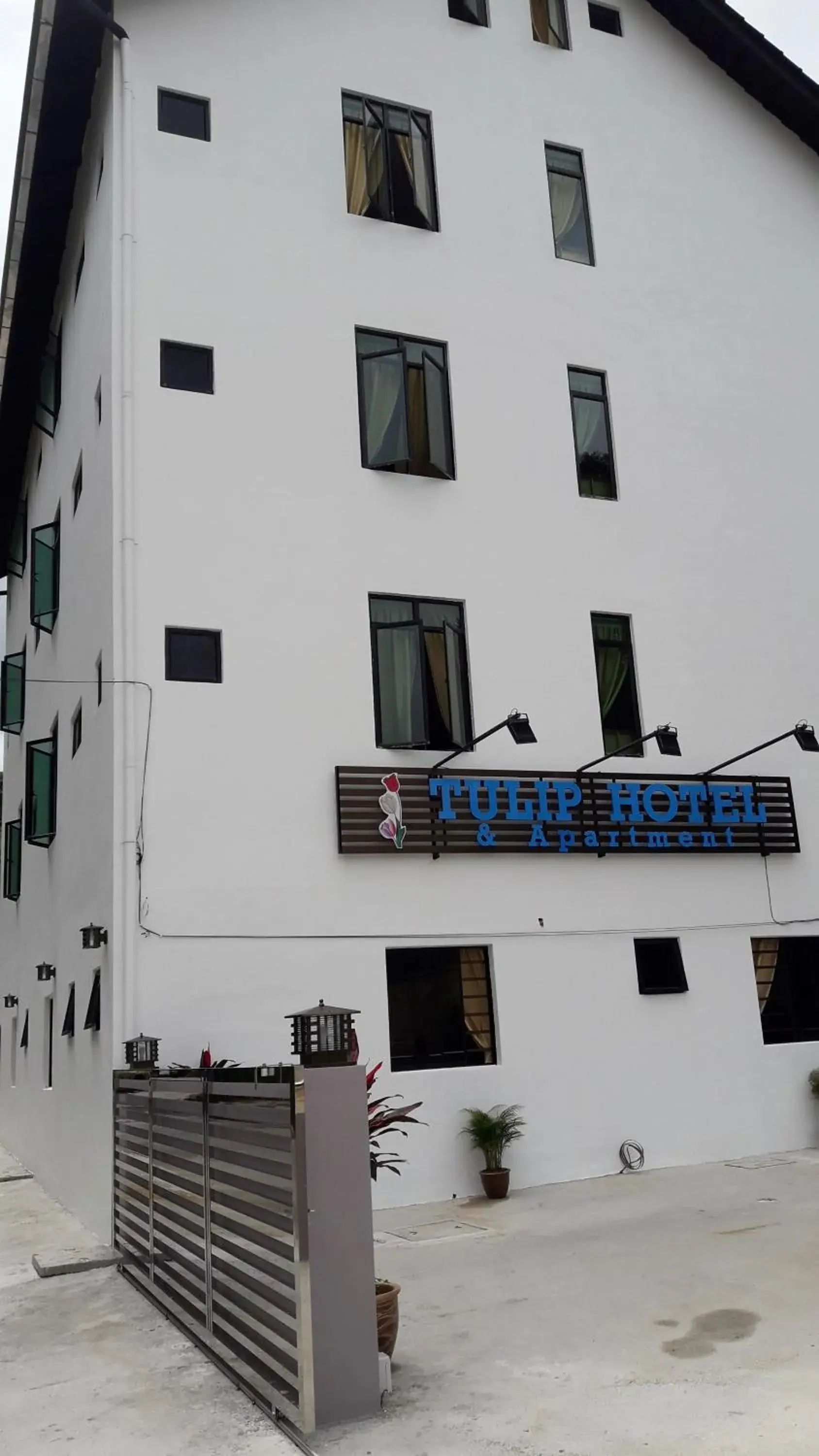 TULIP HOTEL & APARTMENT TULIP HOTEL & APARTMENT